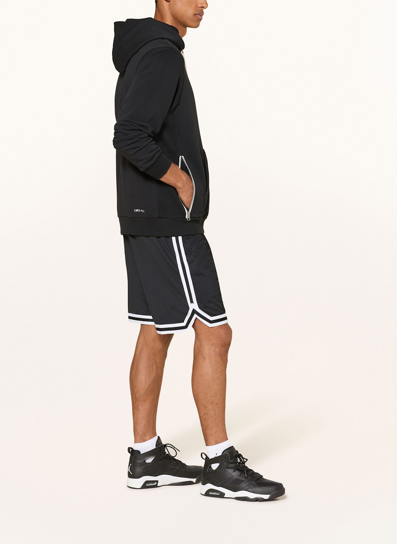 Nike Hoodie DRI-FIT STANDARD ISSUE: SCHWARZ