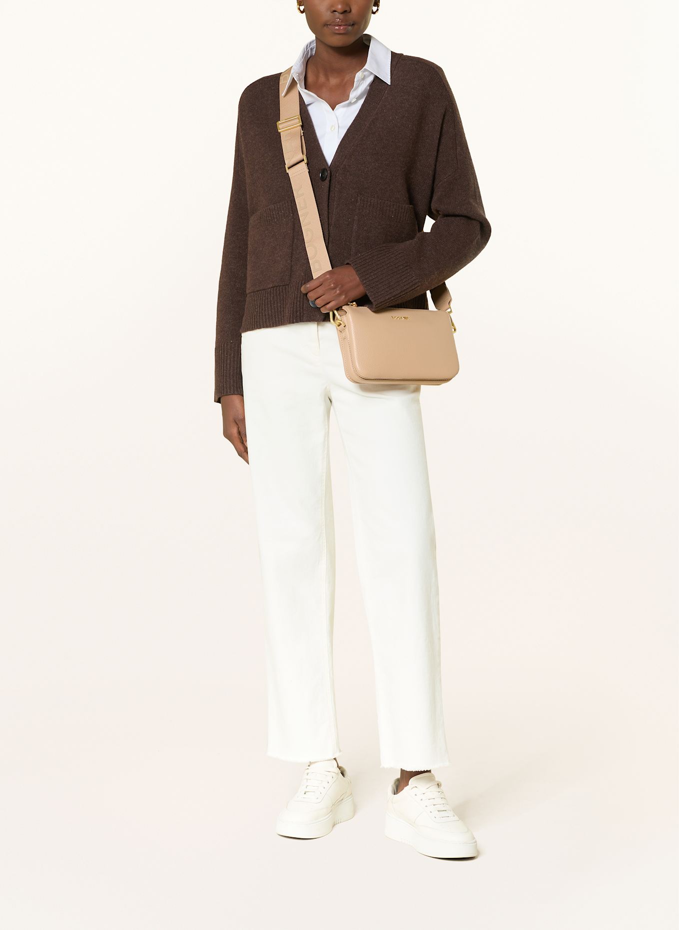 BOGNER Umhängetasche WALLIS TAJA: BEIGE