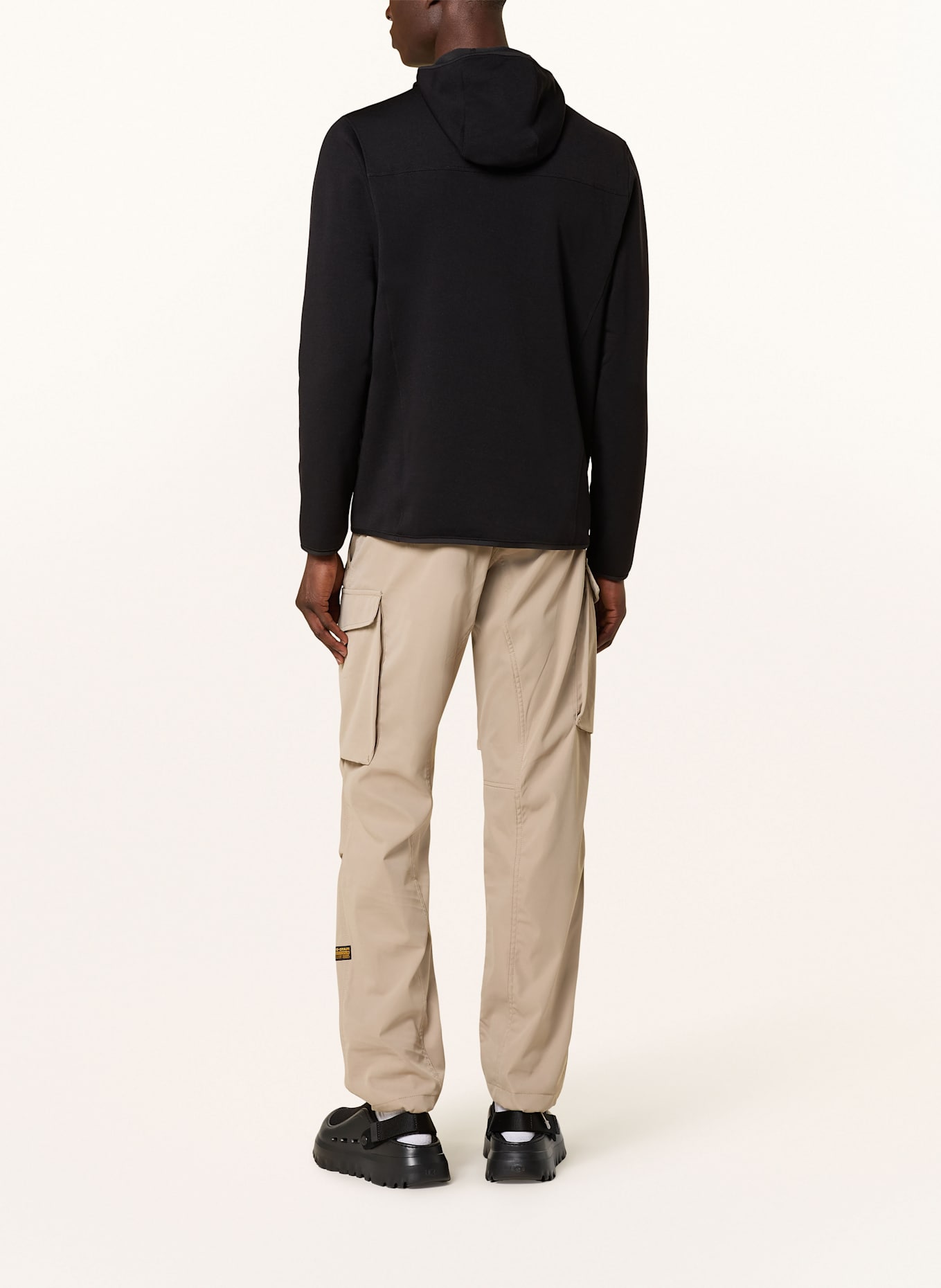 ARC'TERYX Hoodie KYANITE: SCHWARZ