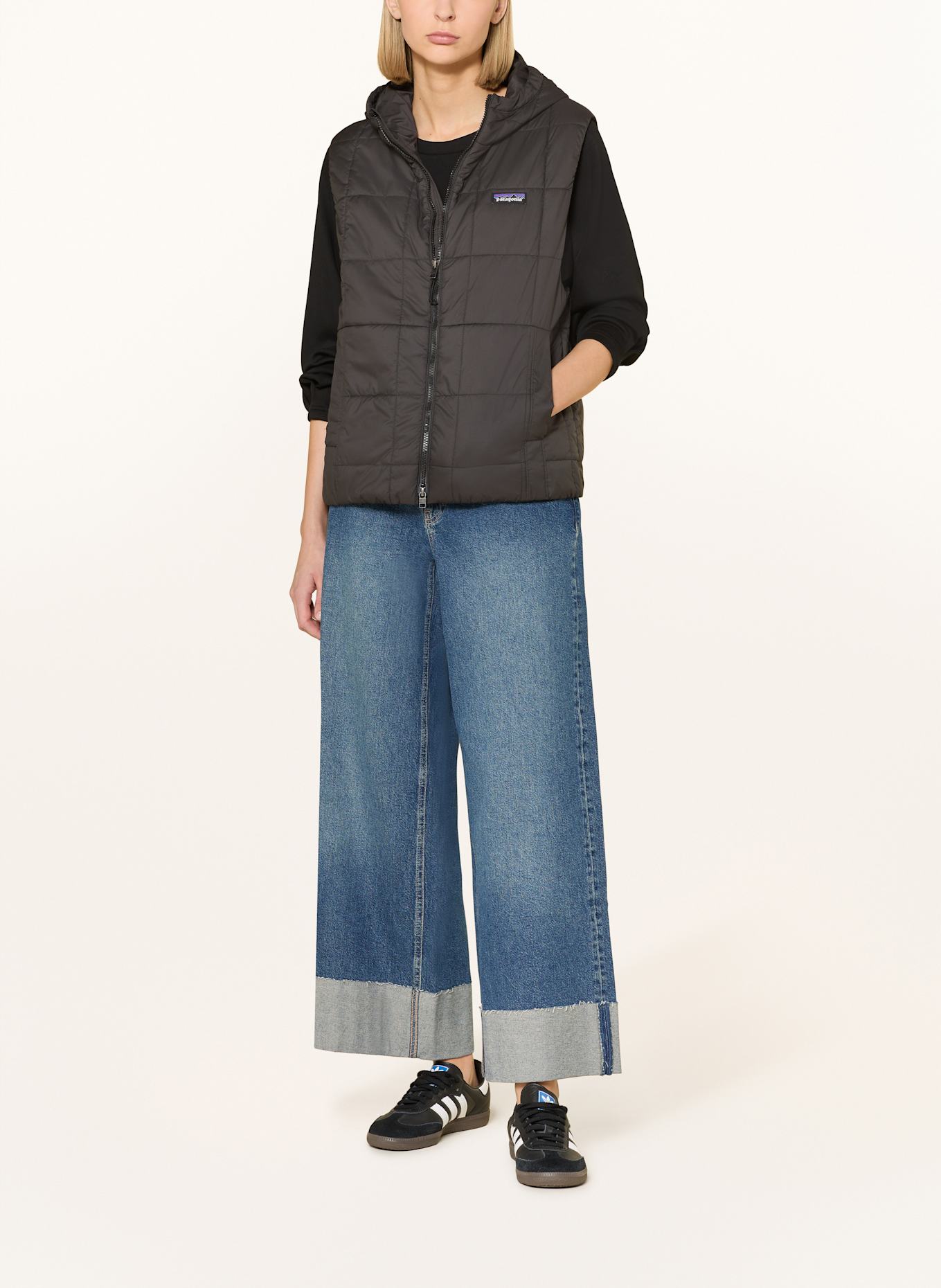 patagonia Prošívaná vesta: ČERNÁ