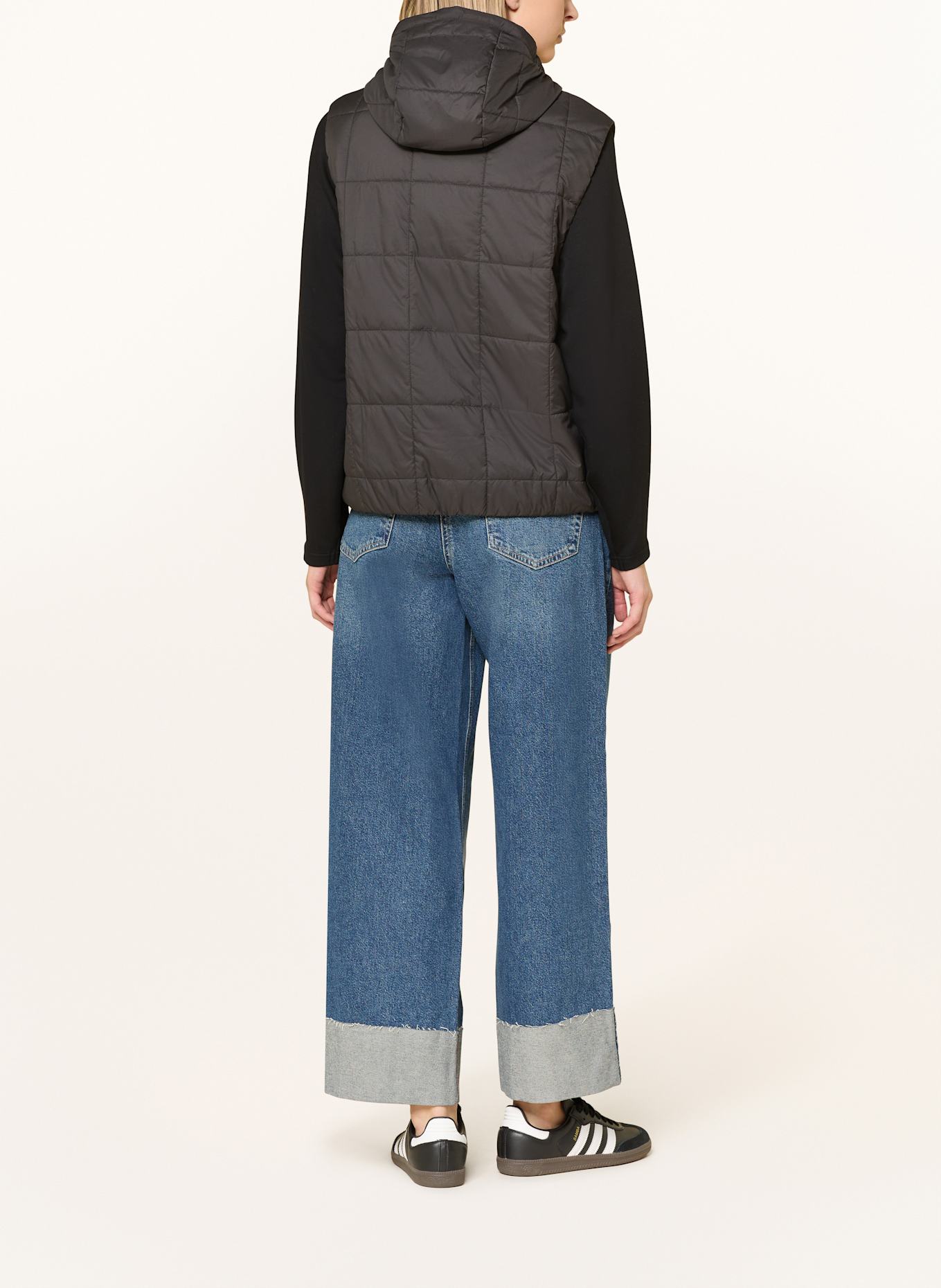 patagonia Prošívaná vesta: ČERNÁ