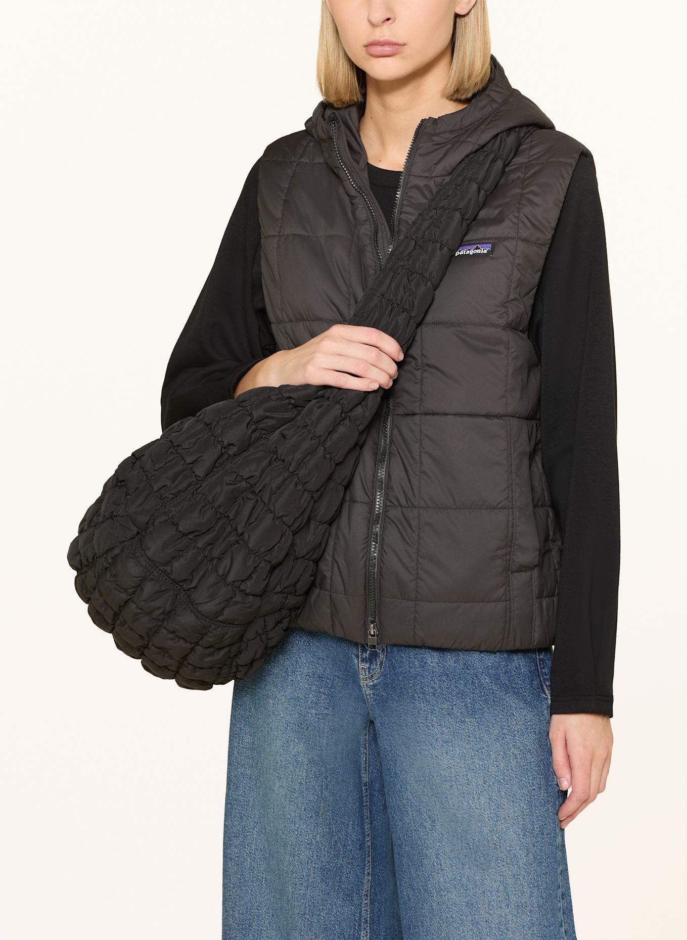 patagonia Prošívaná vesta: ČERNÁ