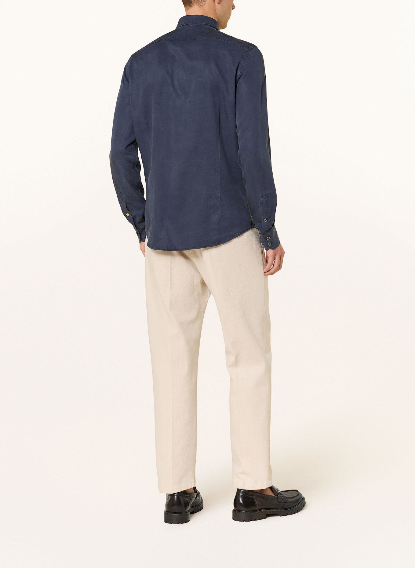 Q1 Manufaktur Hemd Slim Relaxed Fit: DUNKELBLAU