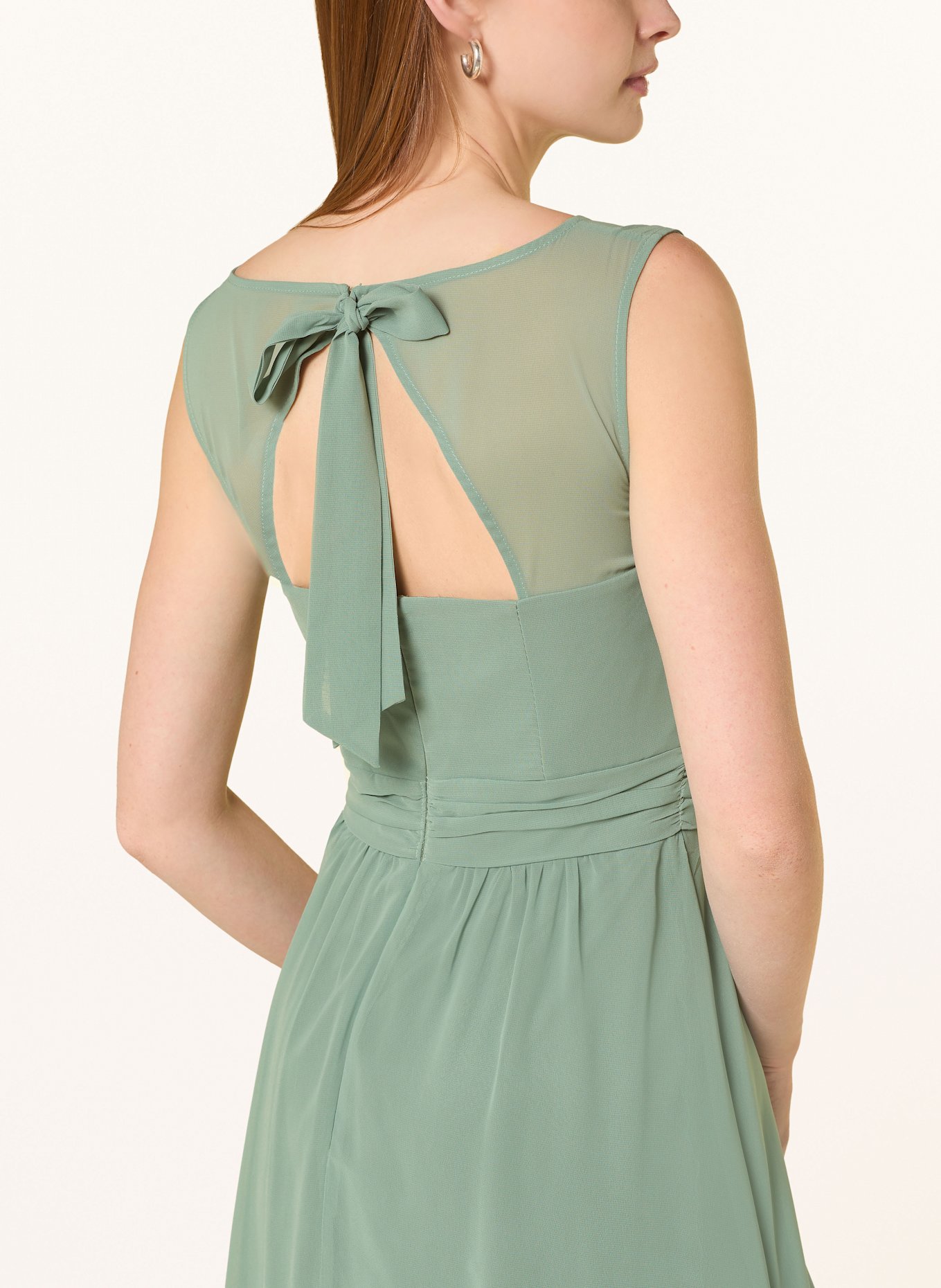 SWING Abendkleid mit Cut-out: HELLGRÜN