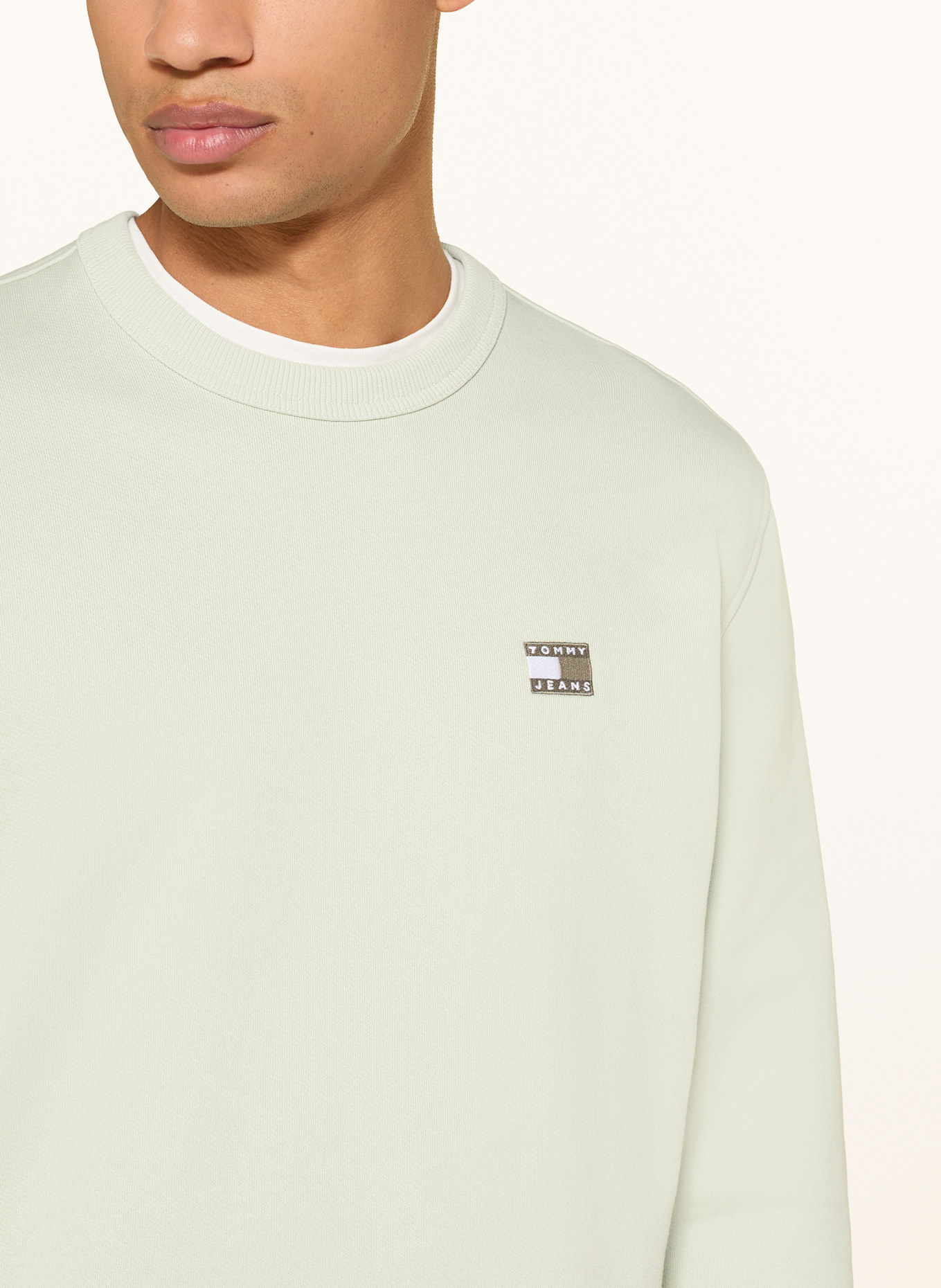 TOMMY JEANS Sweatshirt: HELLGRÜN