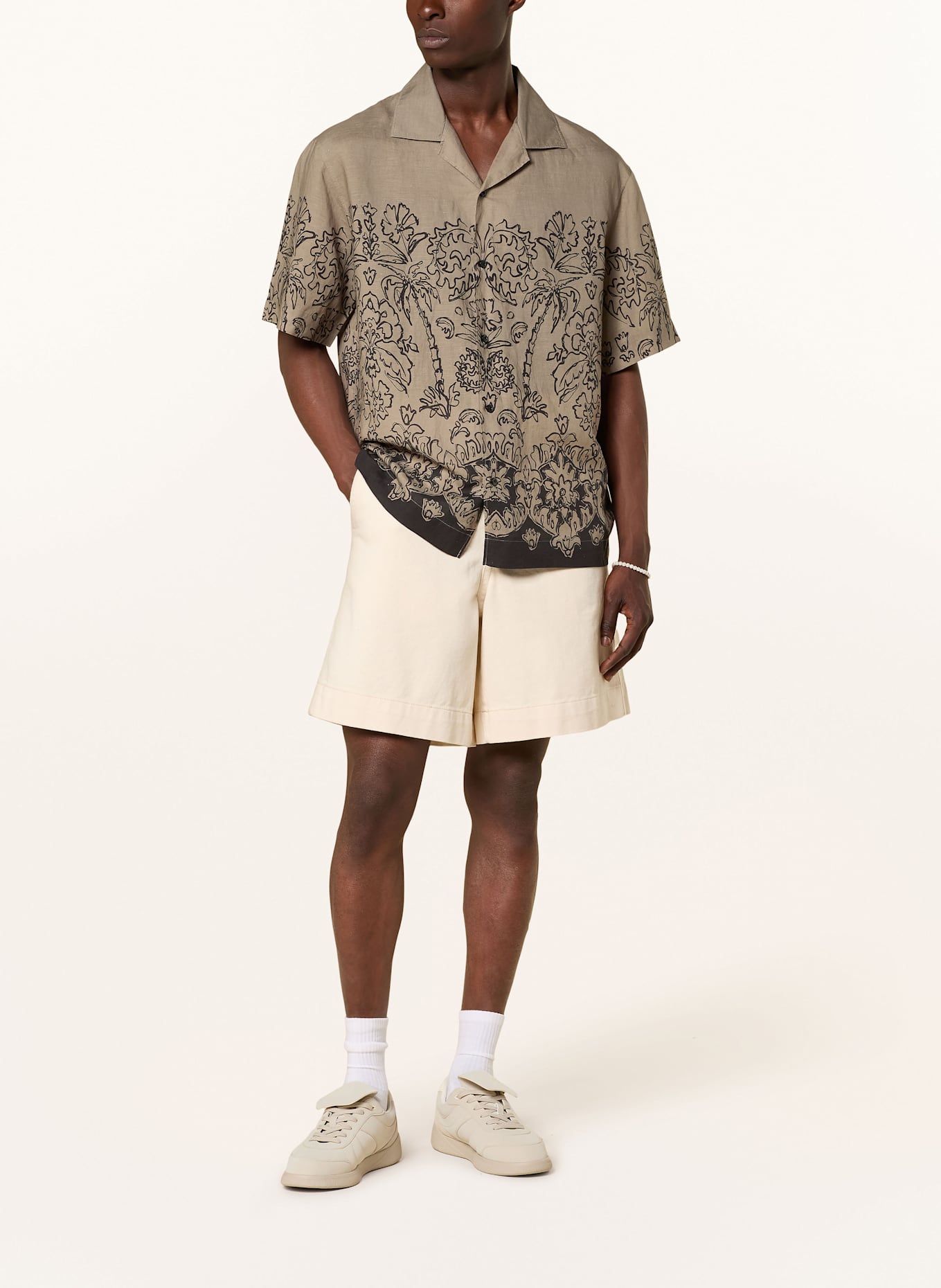 HUGO Resorthemd ESPINO Regular Fit mit Leinen: KHAKI/ SCHWARZ