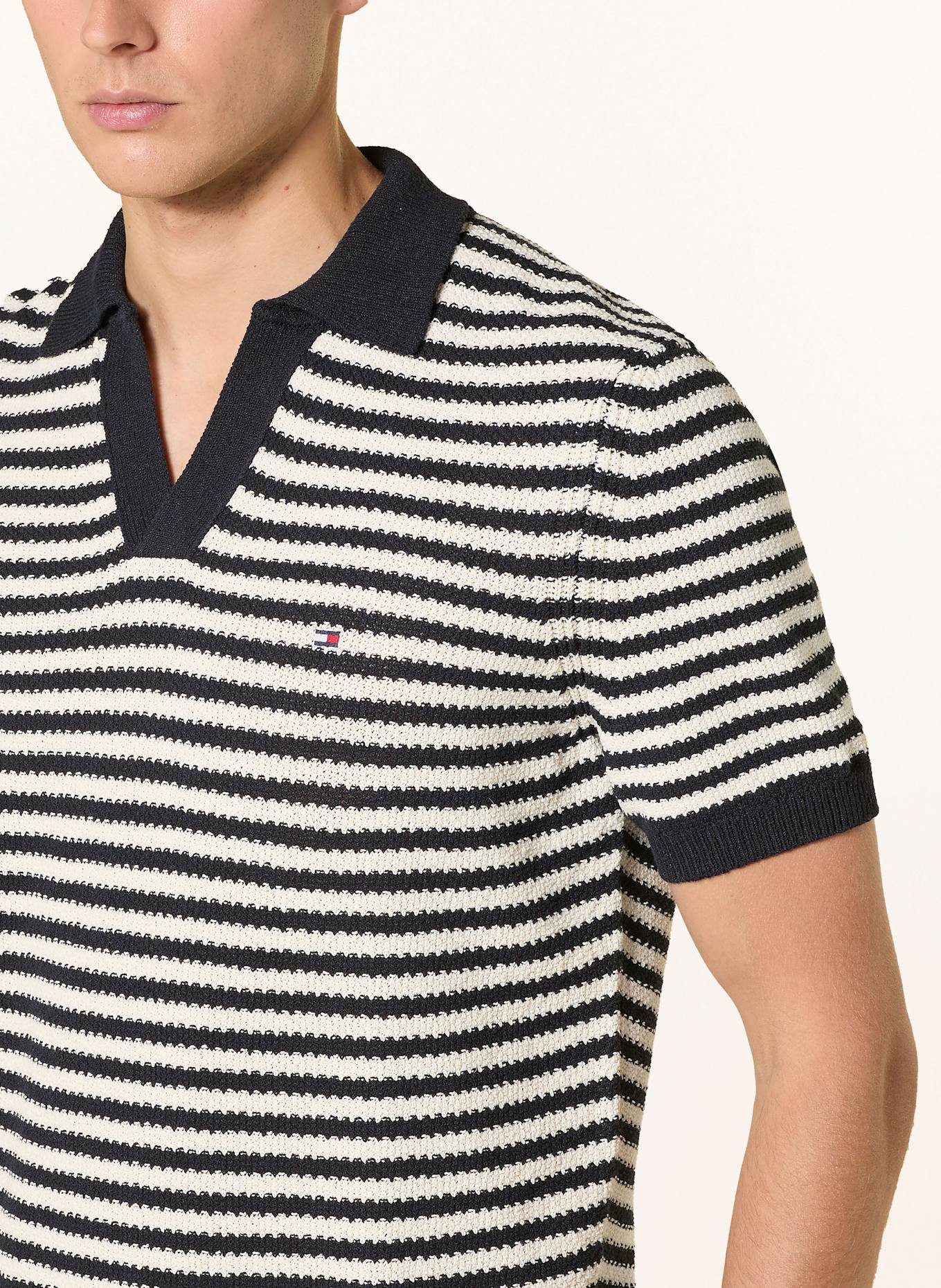 TOMMY HILFIGER Strick-Poloshirt Regular Fit: ECRU/ DUNKELBLAU