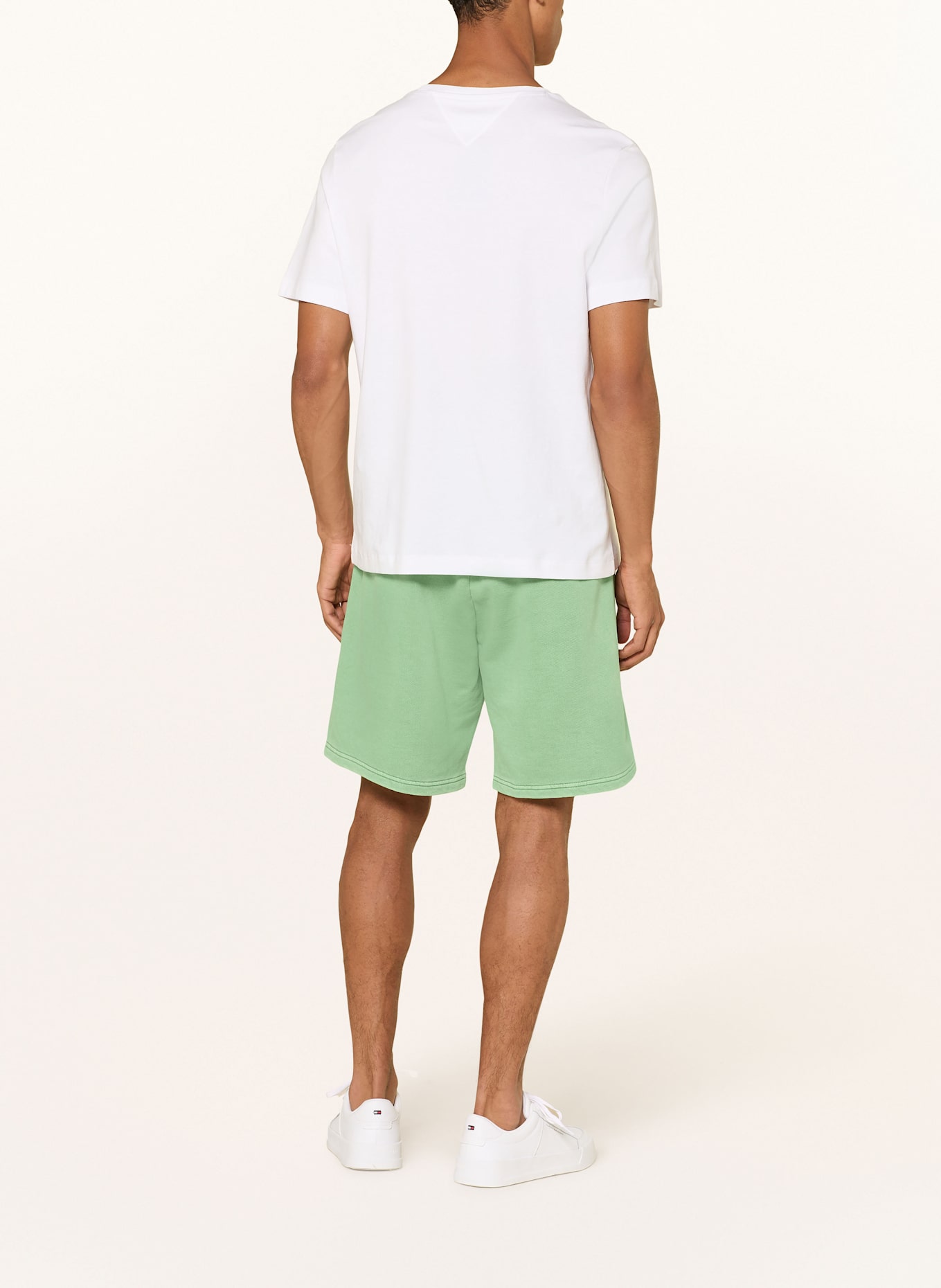 TOMMY HILFIGER Szorty dresowe: ZIELONY