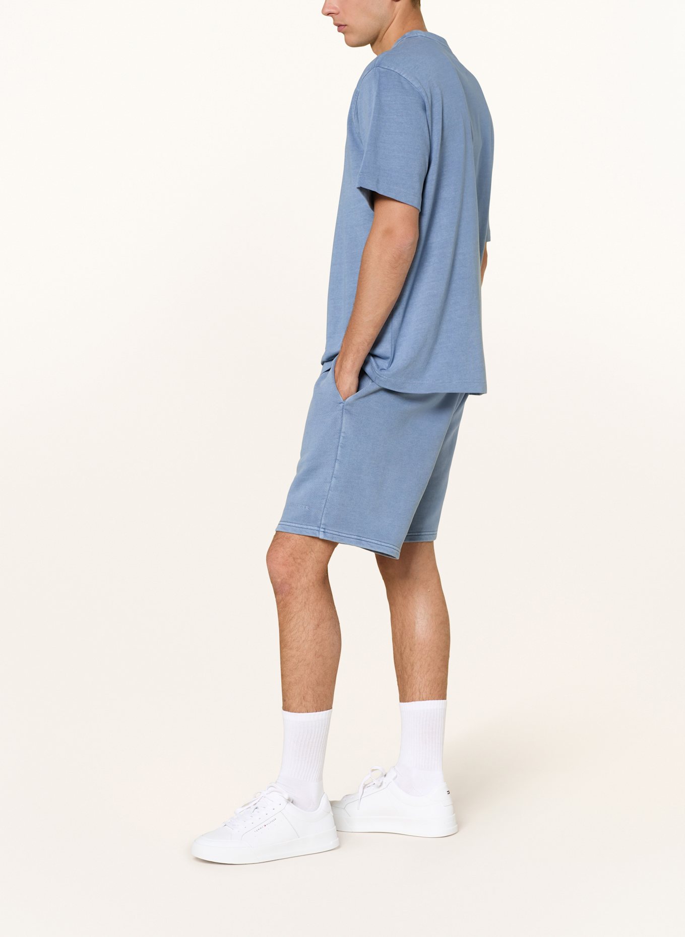 TOMMY HILFIGER Sweatshorts: BLAUGRAU