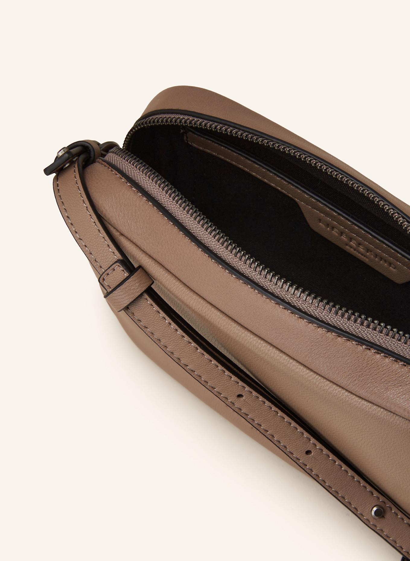 LIEBESKIND Umhängetasche ELLA SMALL: TAUPE