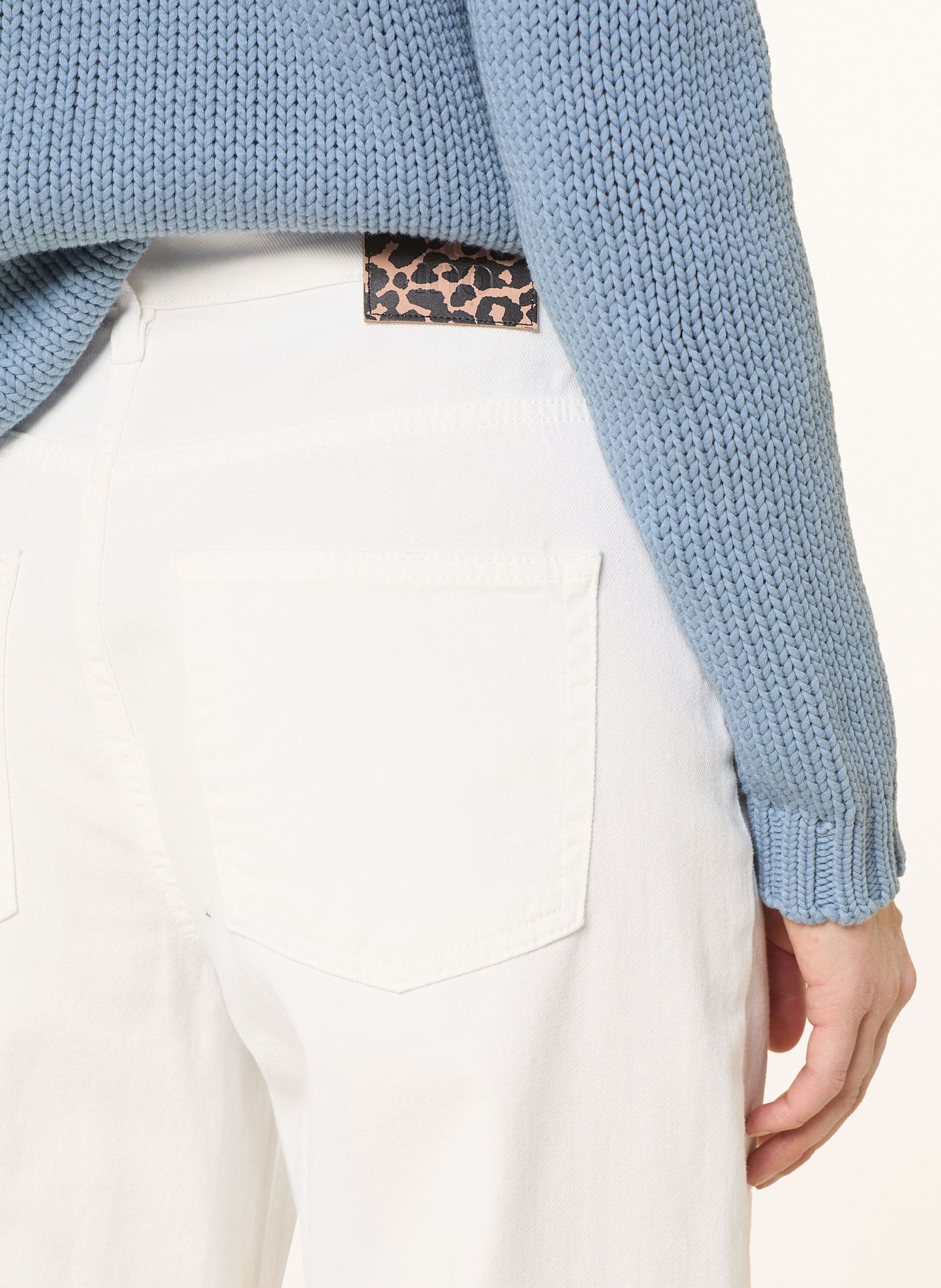 oui Barrel Jeans: 1006 CLOUD DANCER
