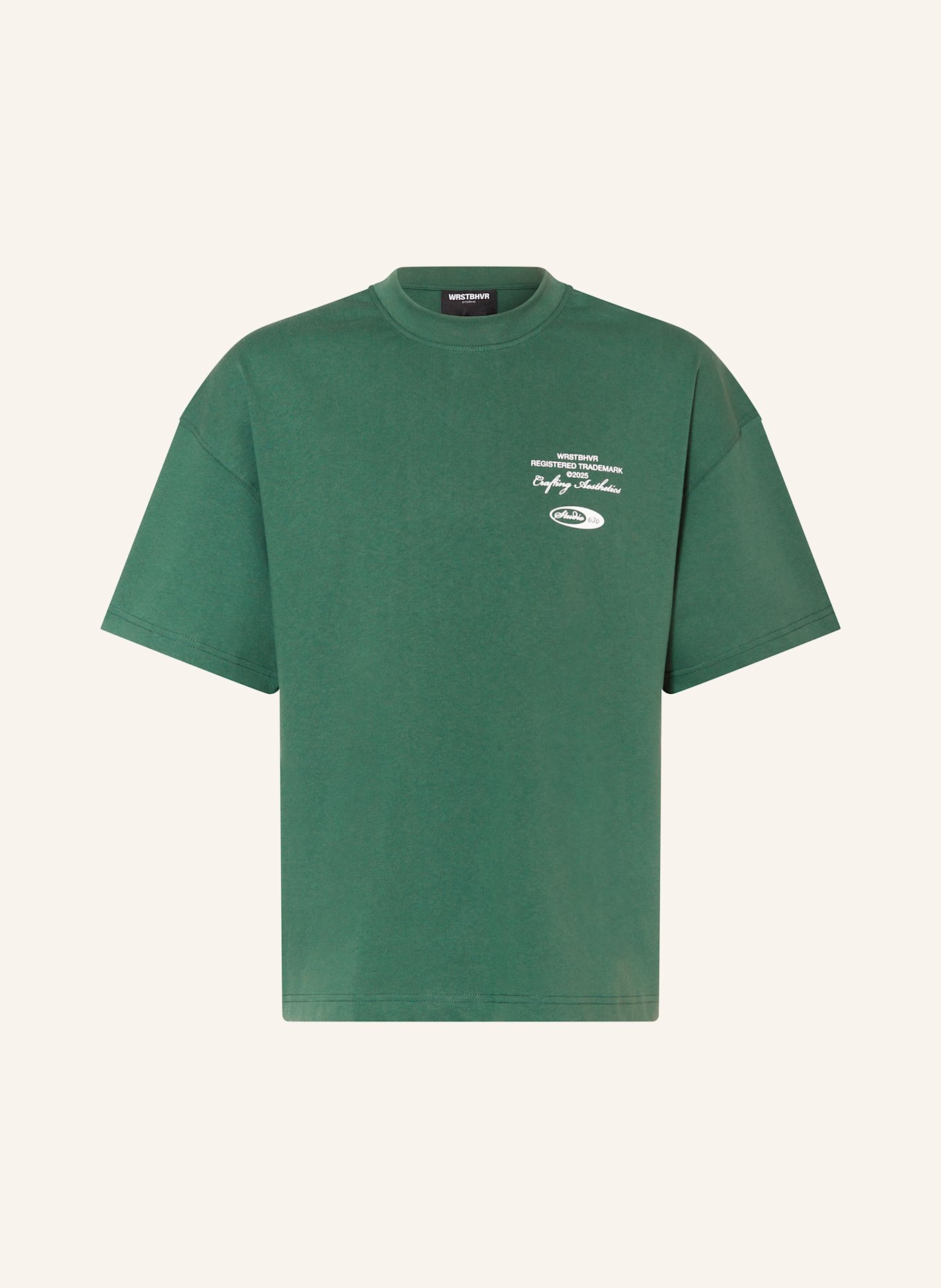 WRSTBHVR T-Shirt STUDIO V11: DUNKELGRÜN / WEISS