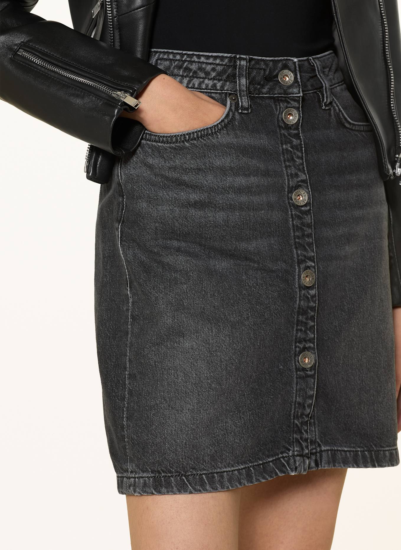 DRYKORN Jeansrock AFSON: 1050 schwarz-rot