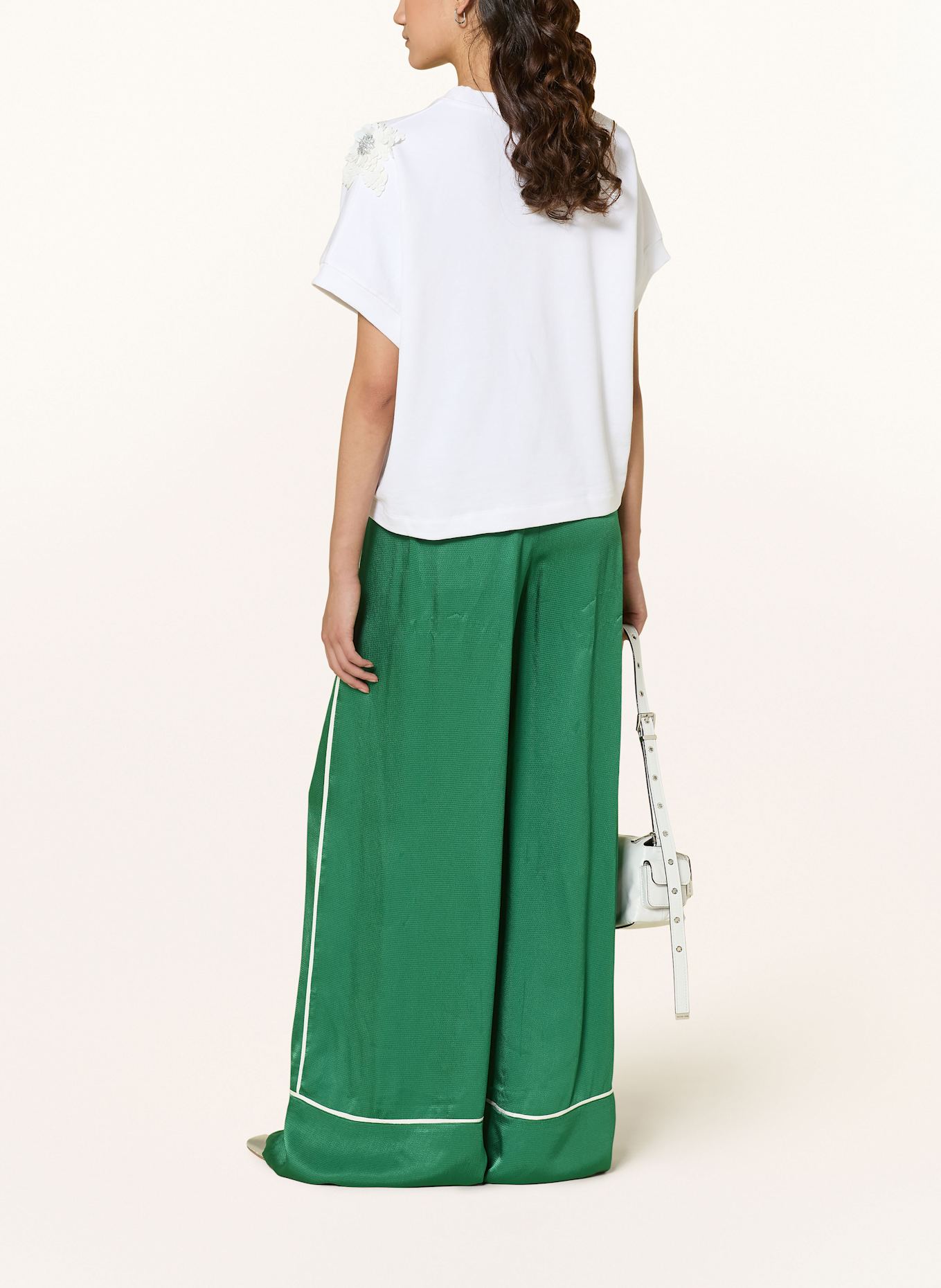 ESSENTIEL ANTWERP Mikina HINOUI s flitry: BÍLÁ