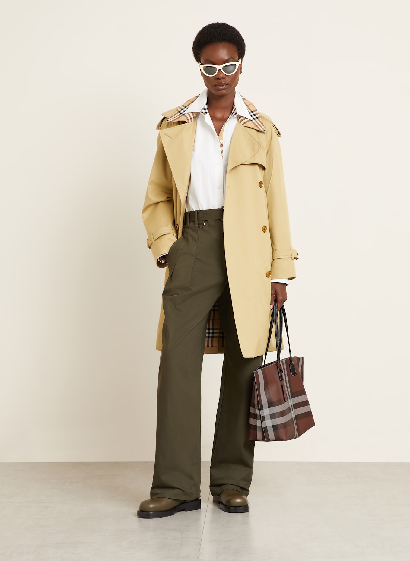 BURBERRY Saffiano-Shopper MEDIUM: BRAUN/ DUNKELBRAUN/ ECRU
