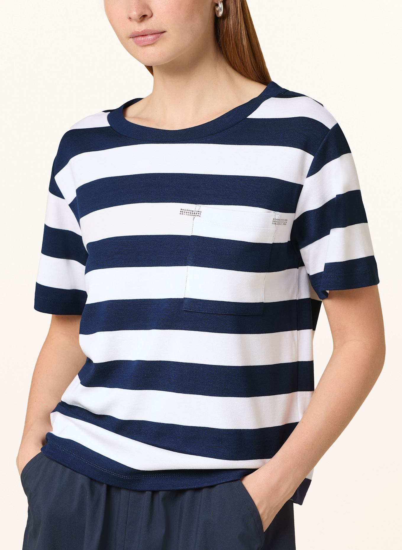 monari T-Shirt mit Schmucksteinen: WEISS/ DUNKELBLAU