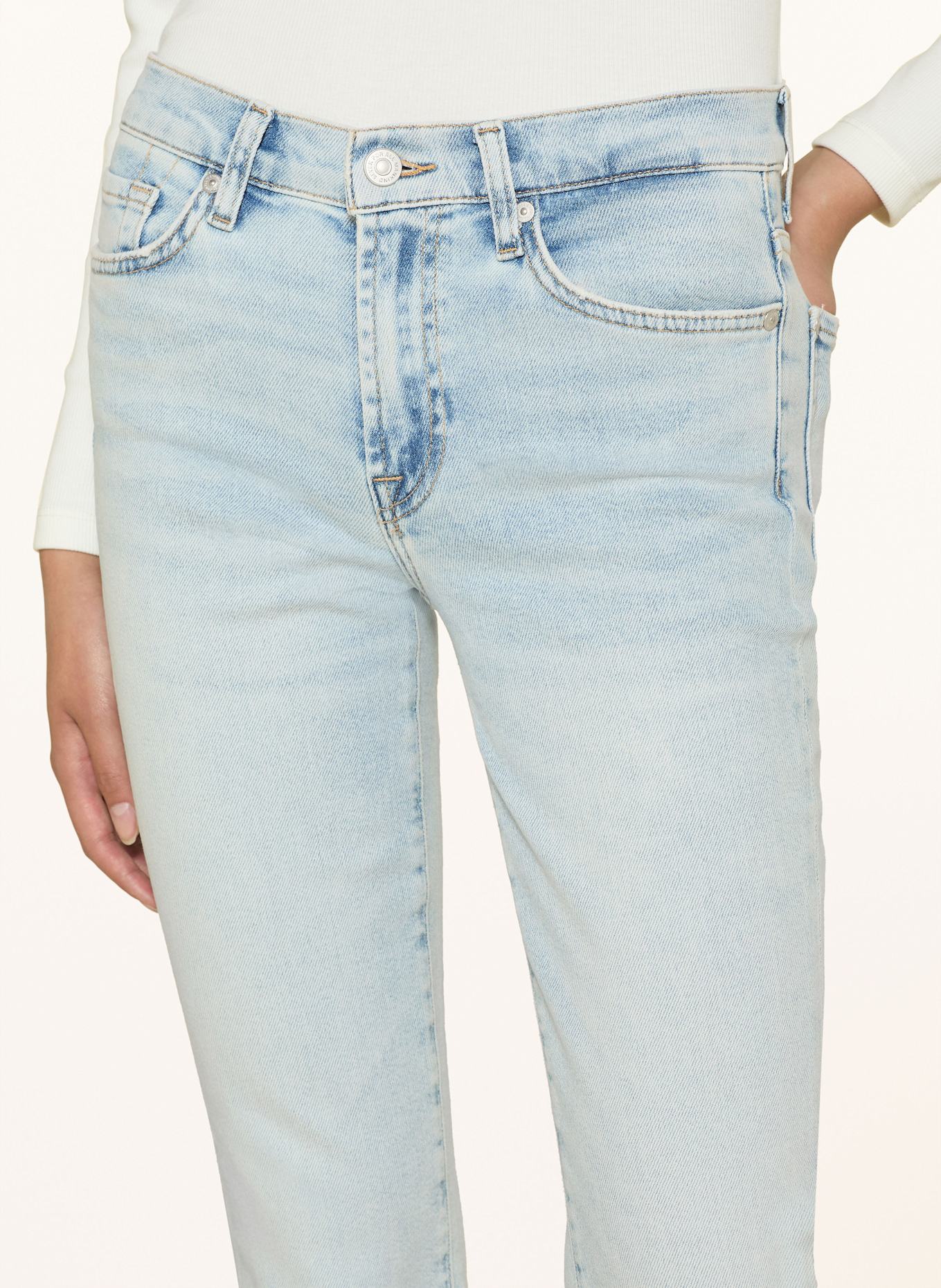7 Зимова лижна термо куртка jeans Track boy pidilidi Skinny jeans Track ROXANNE: 1BCBG MAXAZRIA Dress