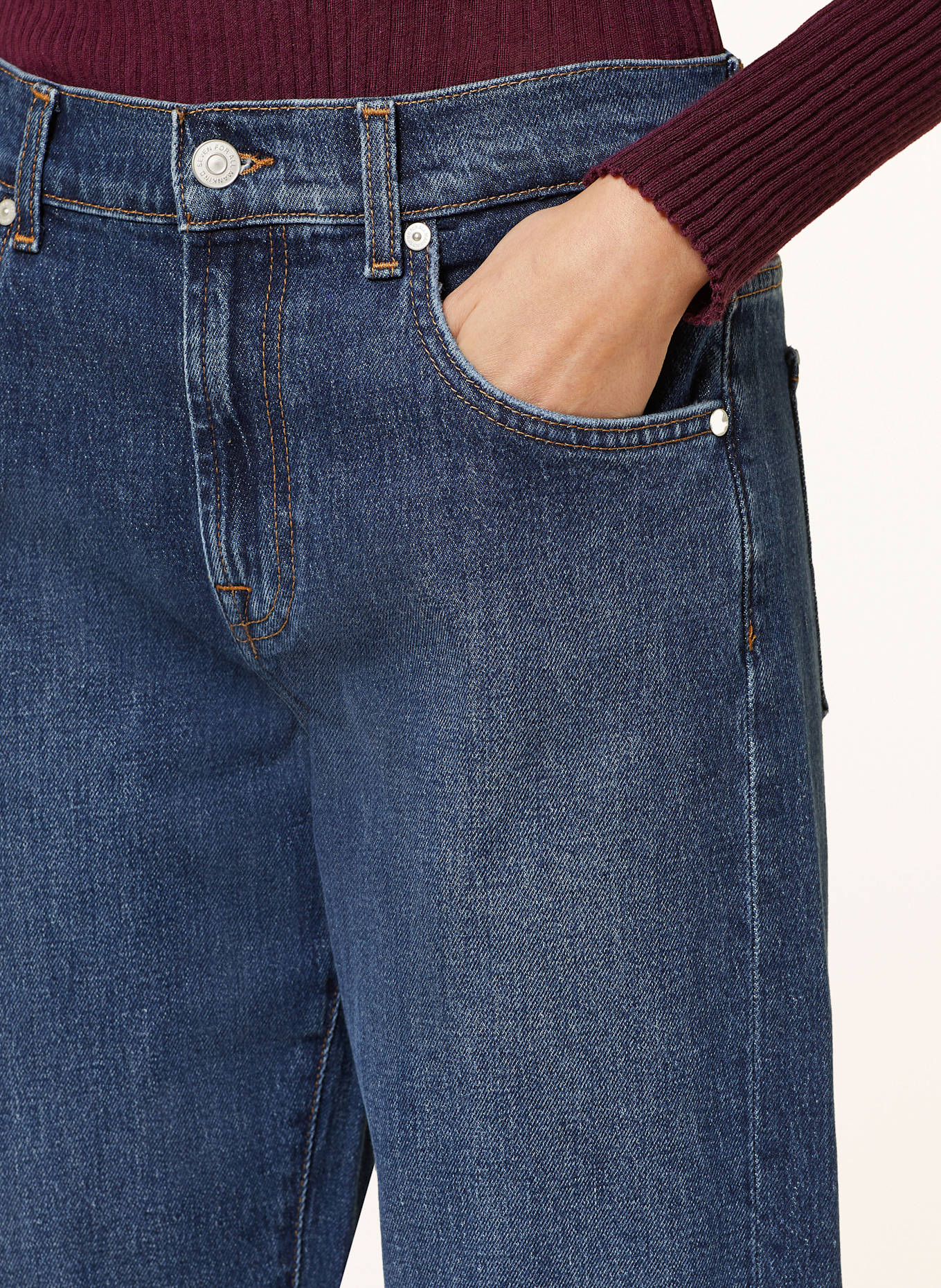 7 Reconnect with nature in style with the help of these army green camping shorts from Straight jeans TESS TROUSER: 1BM Radar