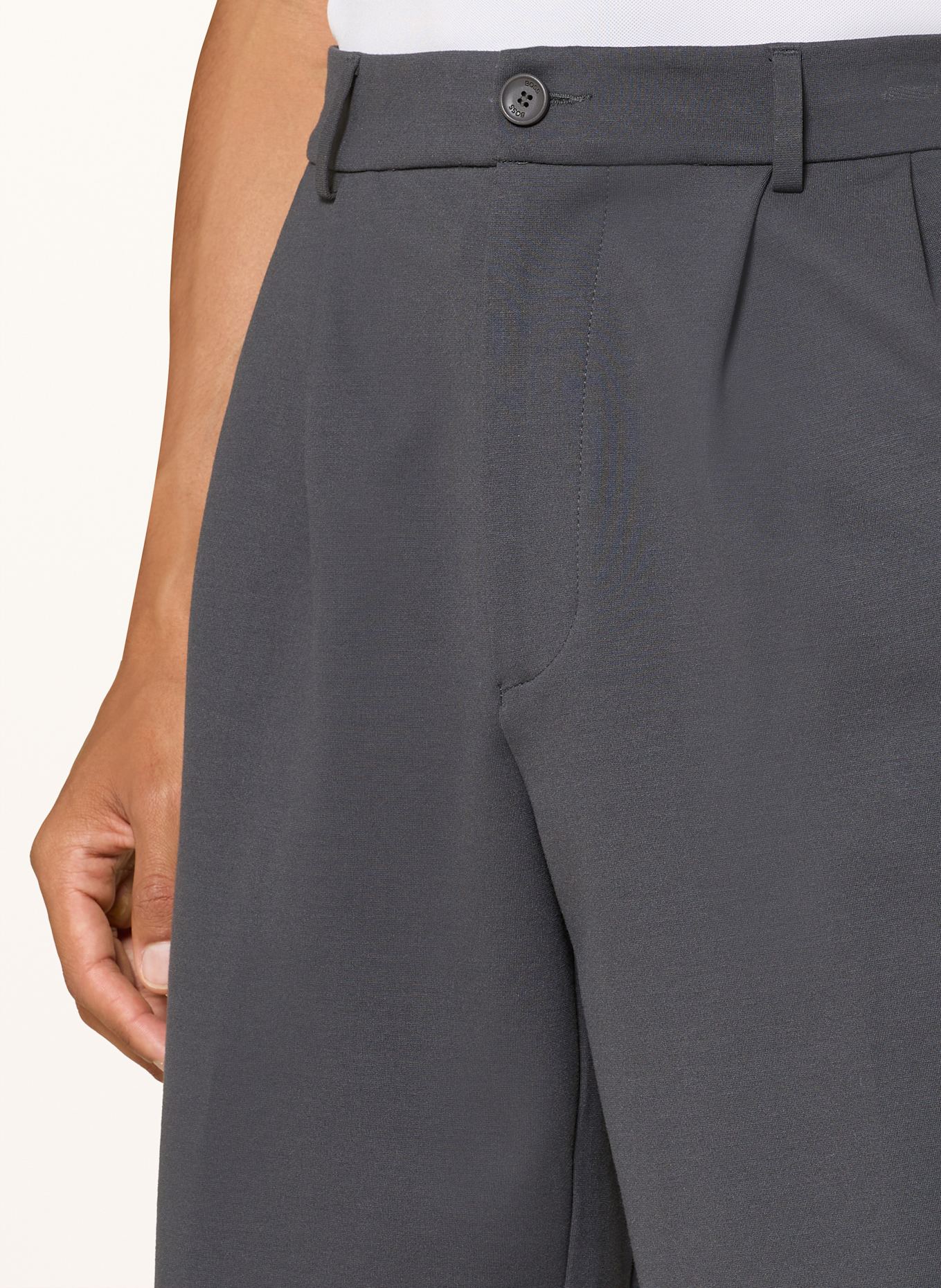 BOSS Tennisshorts RETRO PLEAT: DUNKELGRAU