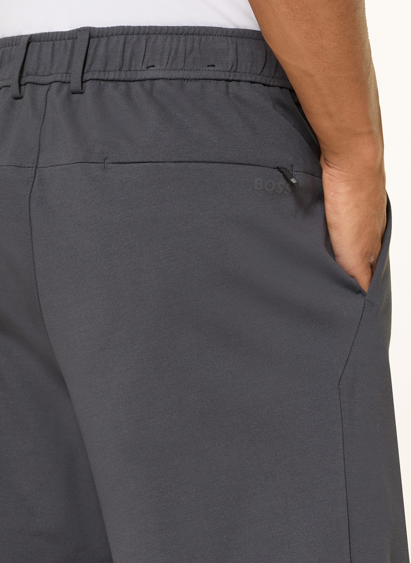 BOSS Tennisshorts RETRO PLEAT: DUNKELGRAU