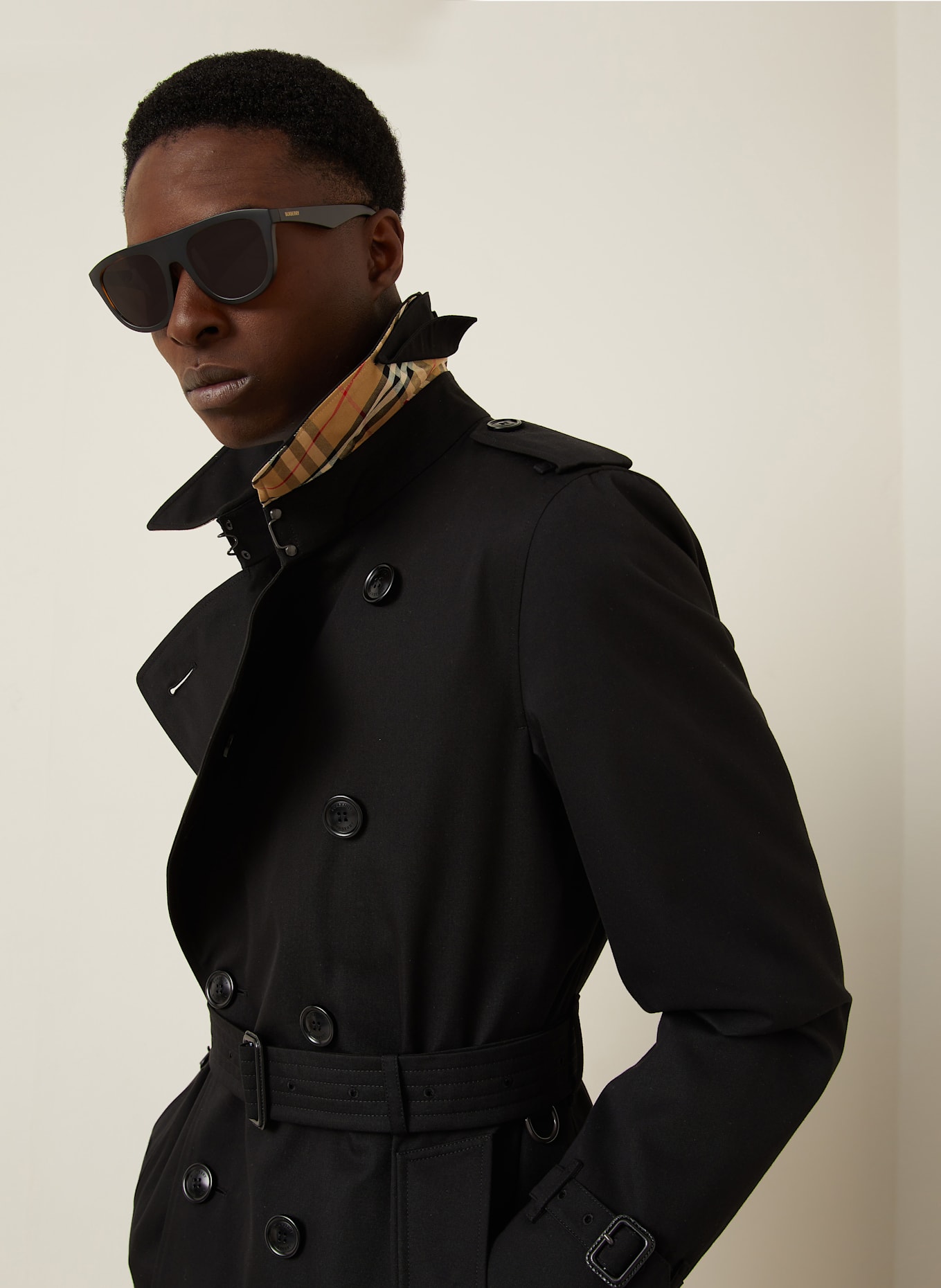 BURBERRY Trencz KENSINGTON: CZARNY