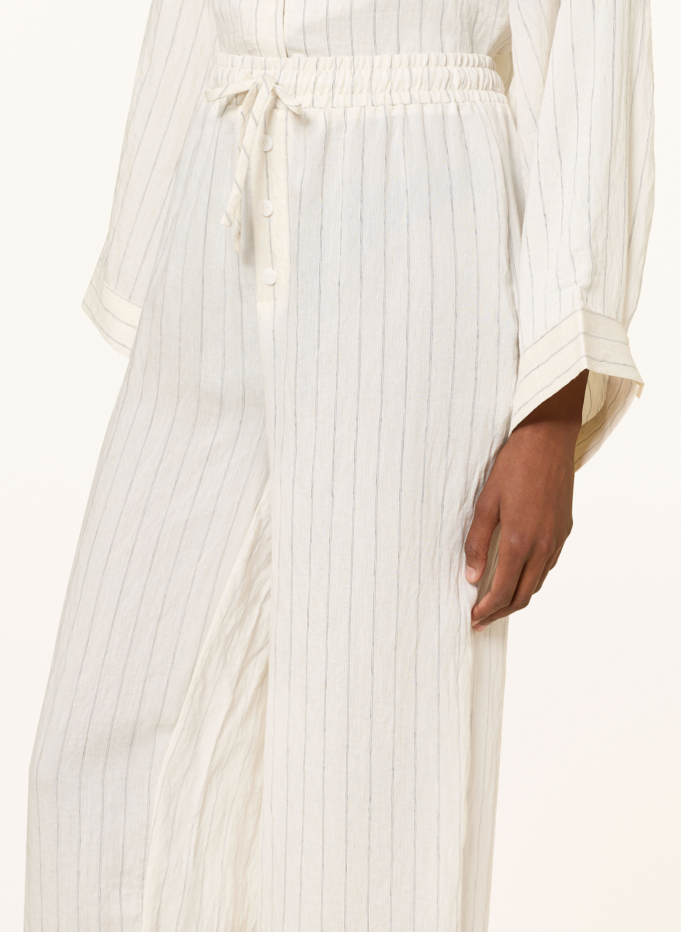 LEZU SONJA wide leg trousers: WHITE/ BLACK