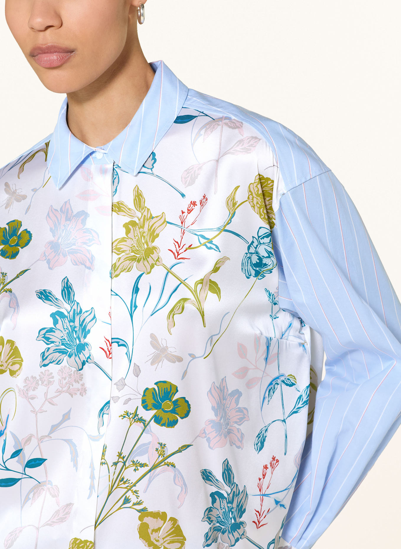 HERZEN'S ANGELEGENHEIT Hemdbluse im Materialmix: BLAU / WEISS / GRÜN