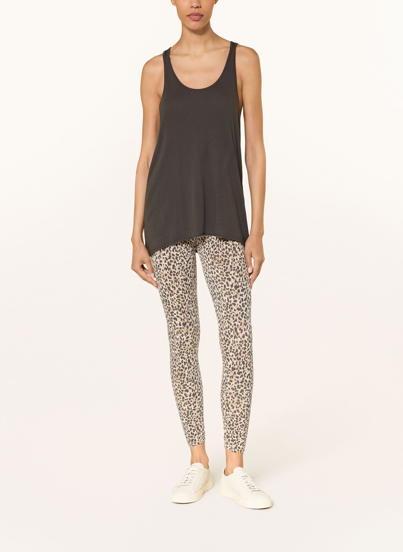 Juvia Top VIOLET: DUNKELGRAU