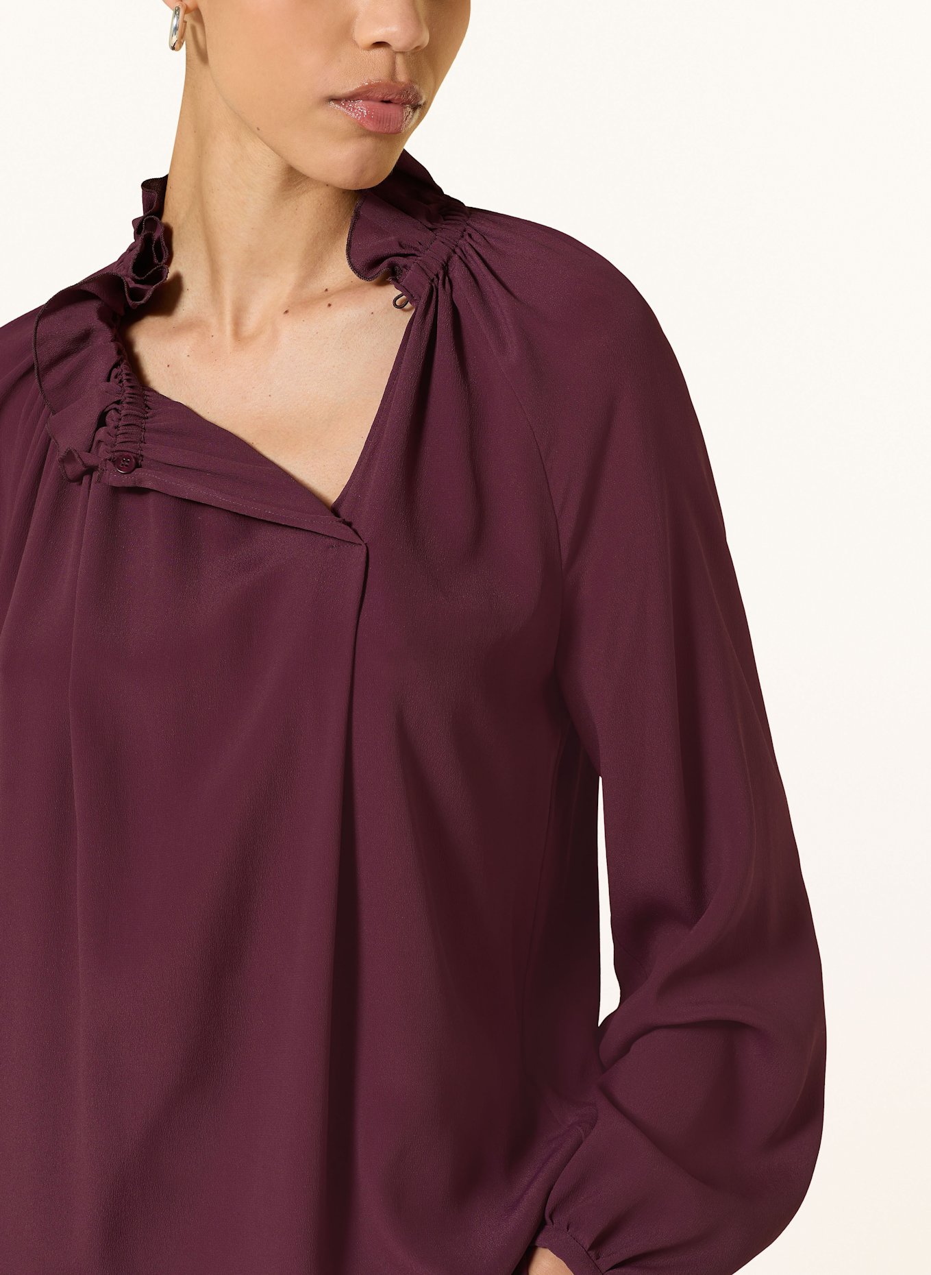 LUISA CERANO Blusenshirt mit Seide und Rüschen: DUNKELROT