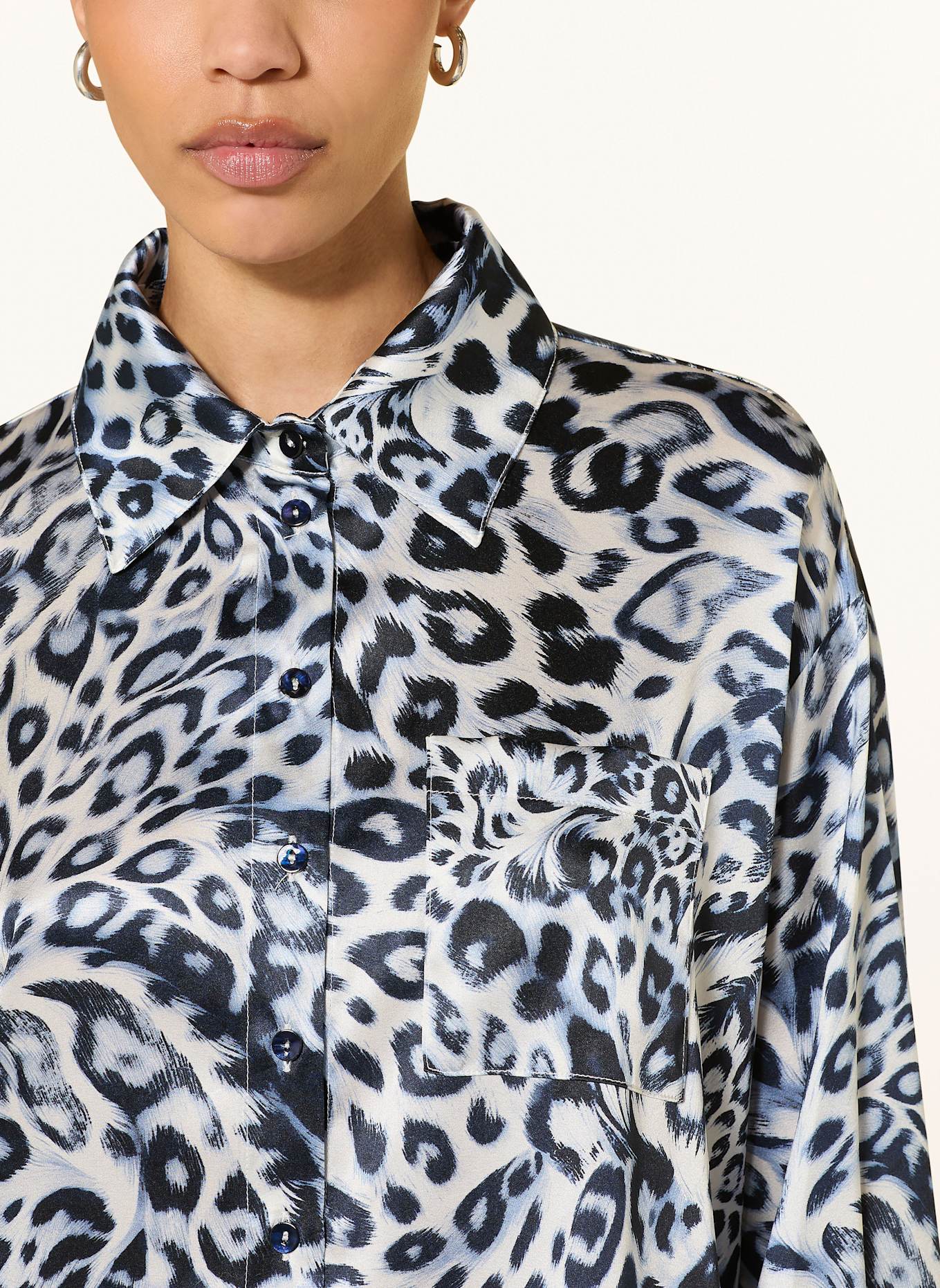 SEM PER LEI Hemdbluse aus Seide: DUNKELBLAU / BLAU / WEISS