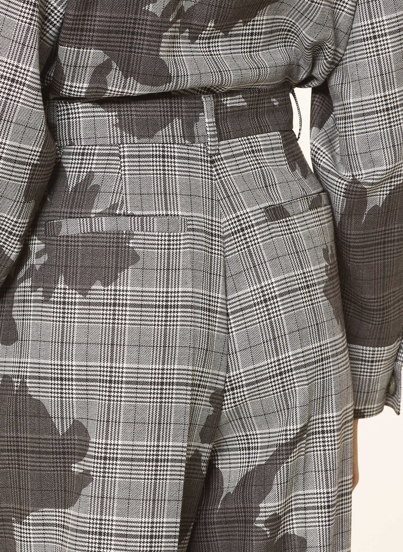 SEM PER LEI Marlenehose: GRAU / SCHWARZ / WEISS