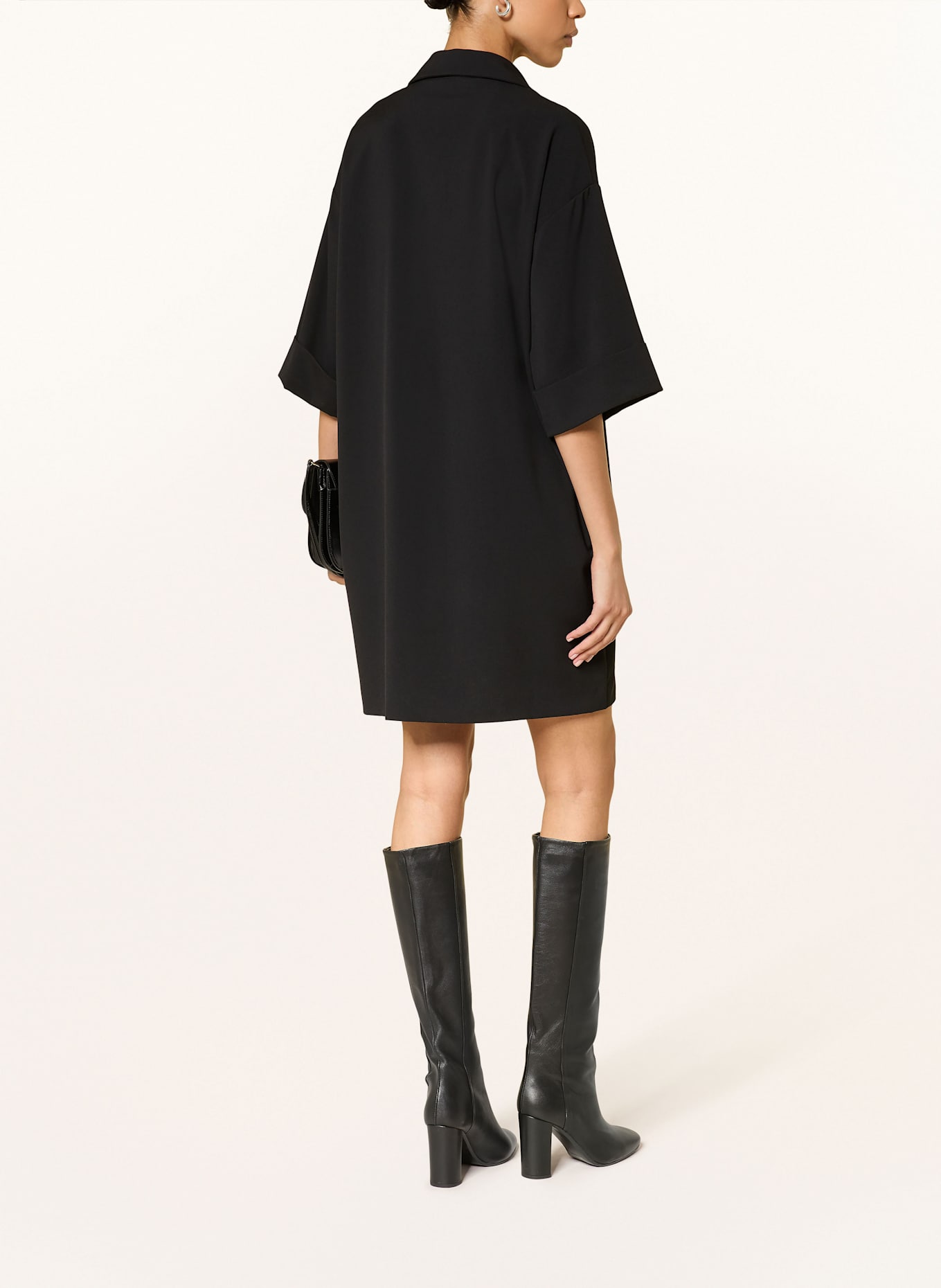 ANNA's Kleid: SCHWARZ