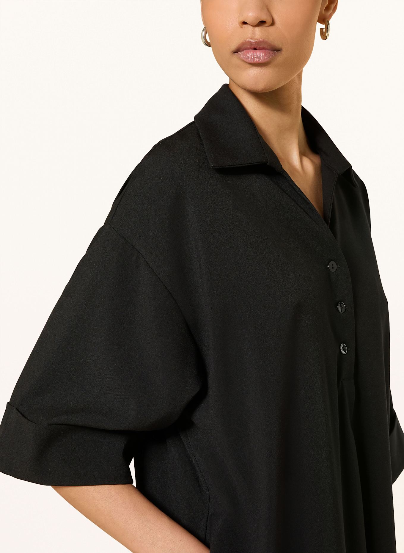 ANNA's Kleid: SCHWARZ