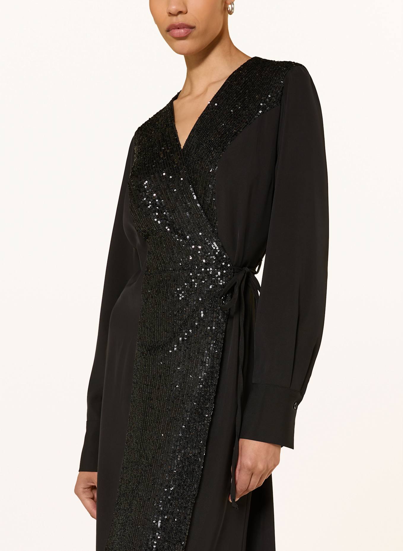 ANNA's Abendkleid mit Pailletten: SCHWARZ