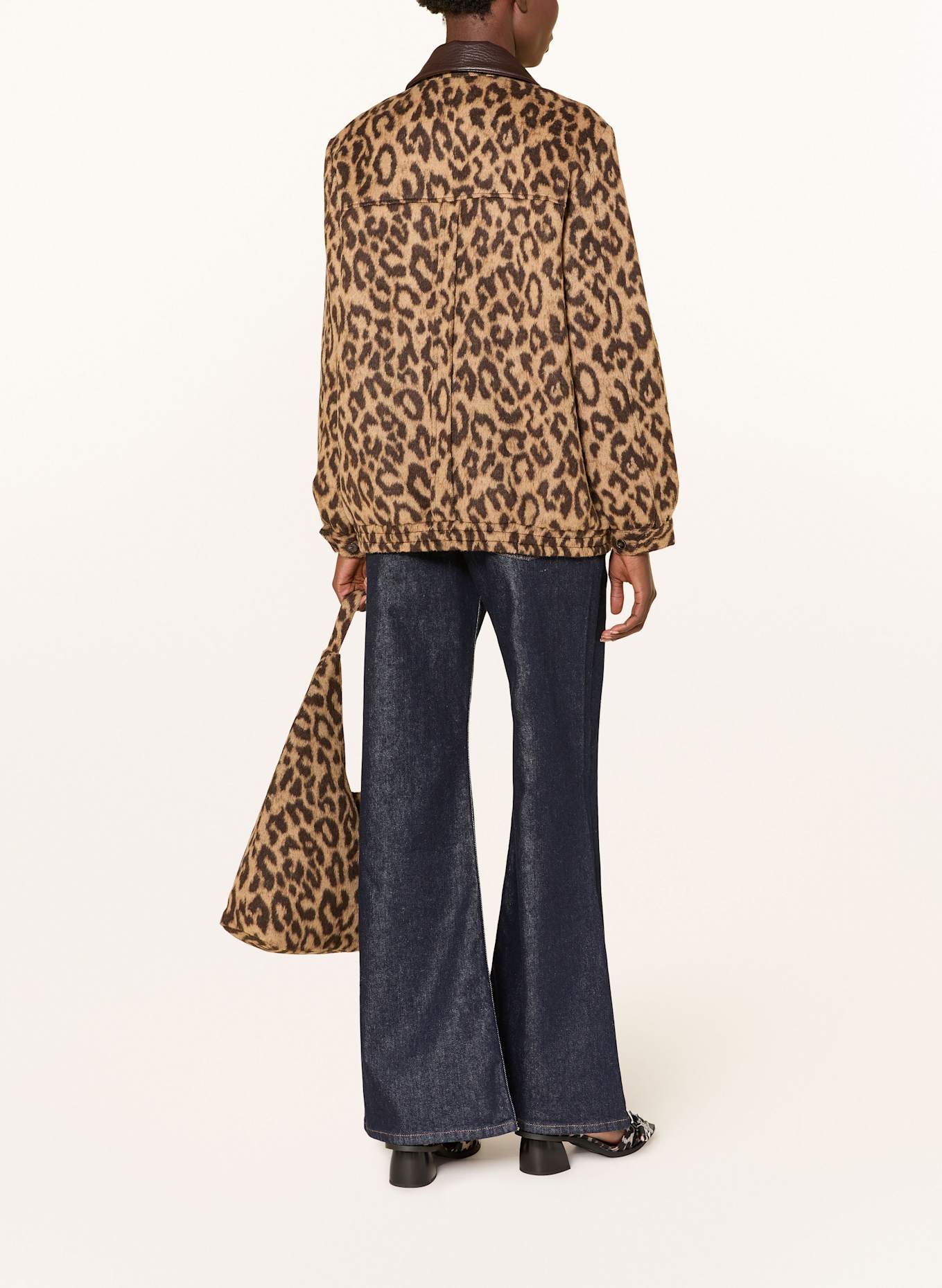 BAUM UND PFERDGARTEN Flared Jeans NILEA: C7553 Dark Denim Wash