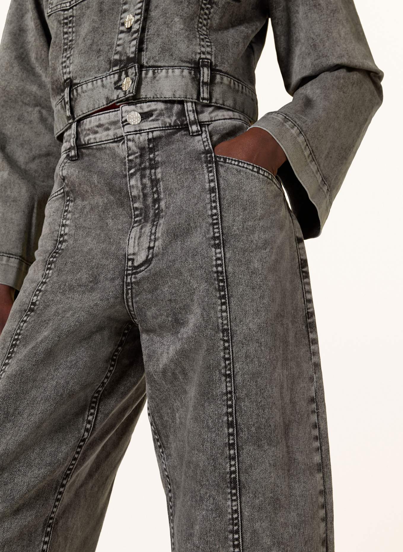 BAUM UND PFERDGARTEN Straight Jeans NARA: C9163 Washed Black