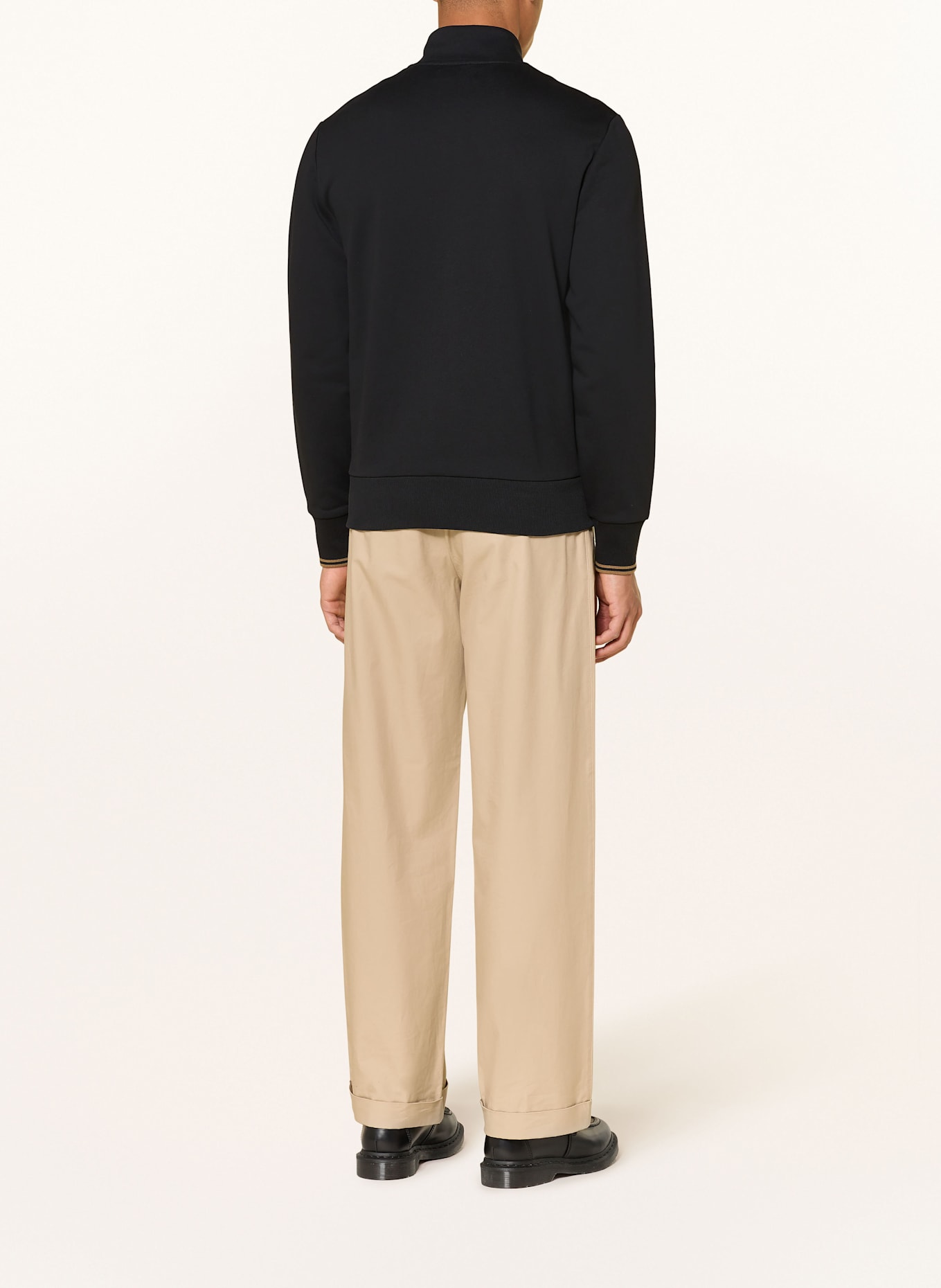 FRED PERRY Mikinová bunda: ČERNÁ