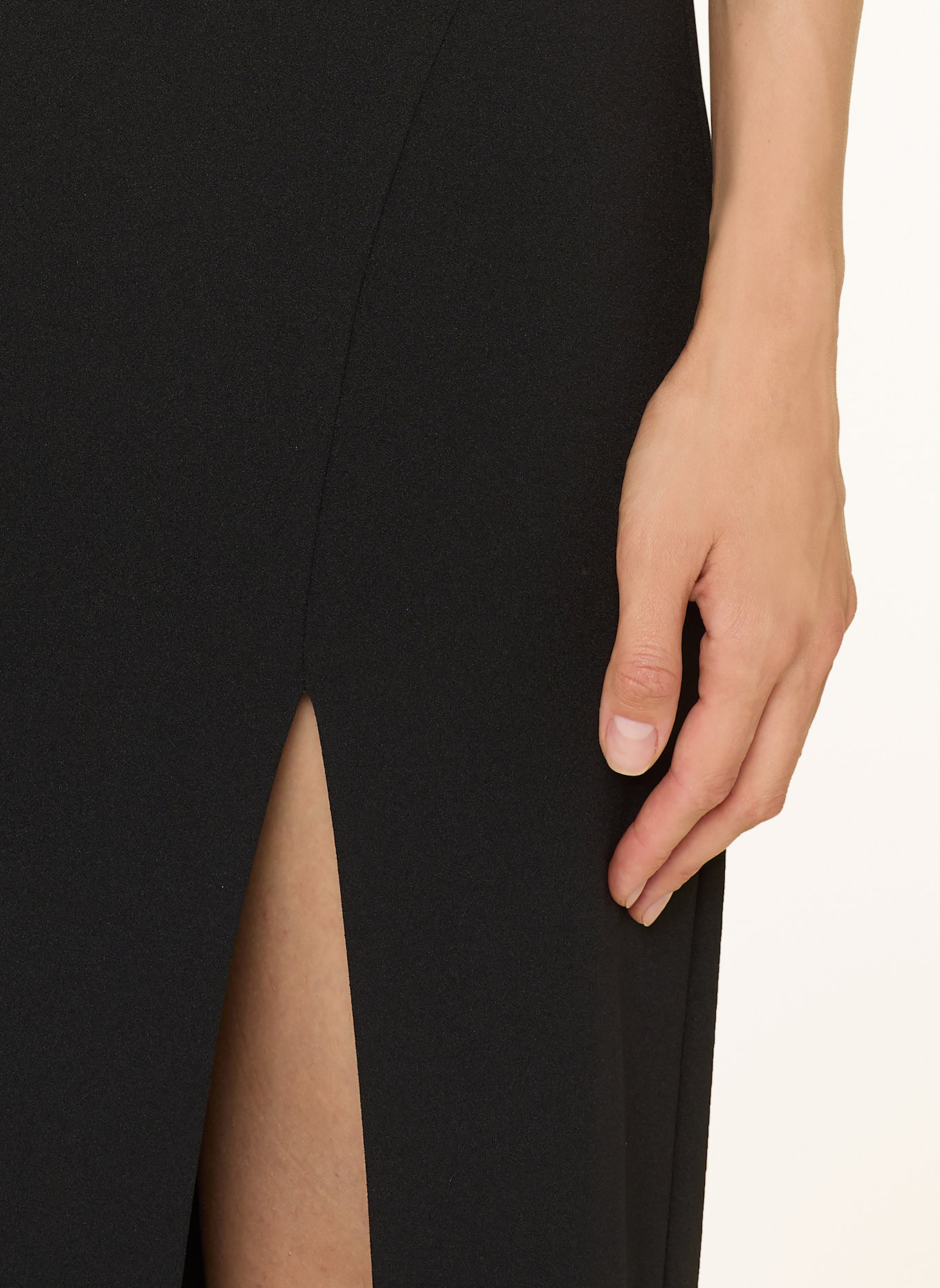 ADRIANNA PAPELL Abendkleid: SCHWARZ / WEISS