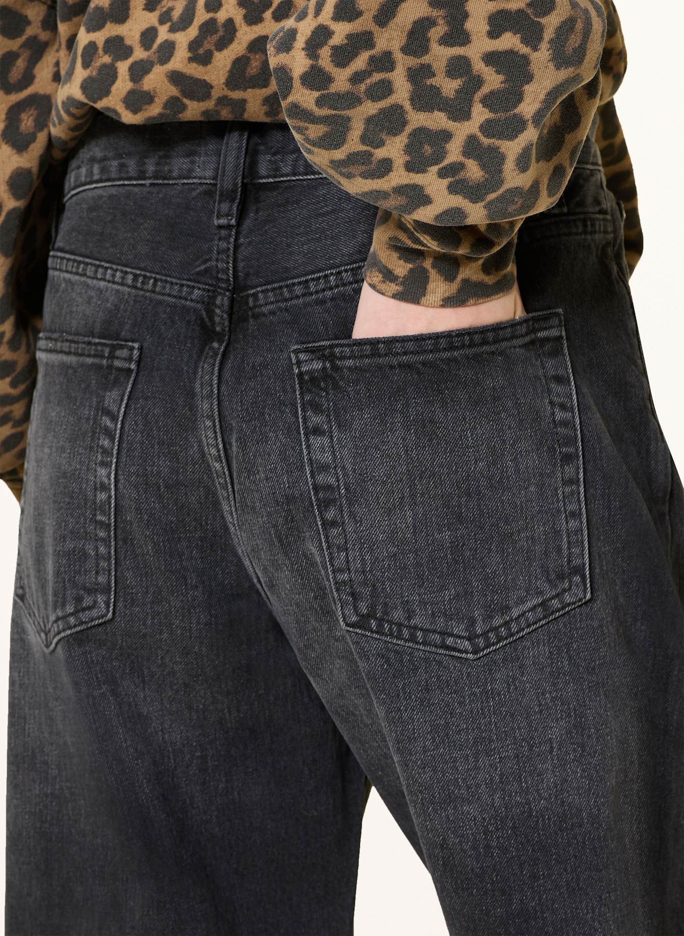 FRAME Barrel Jeans THE BUBBLE CROP: LMTF LIMITLESS RAW FRAY