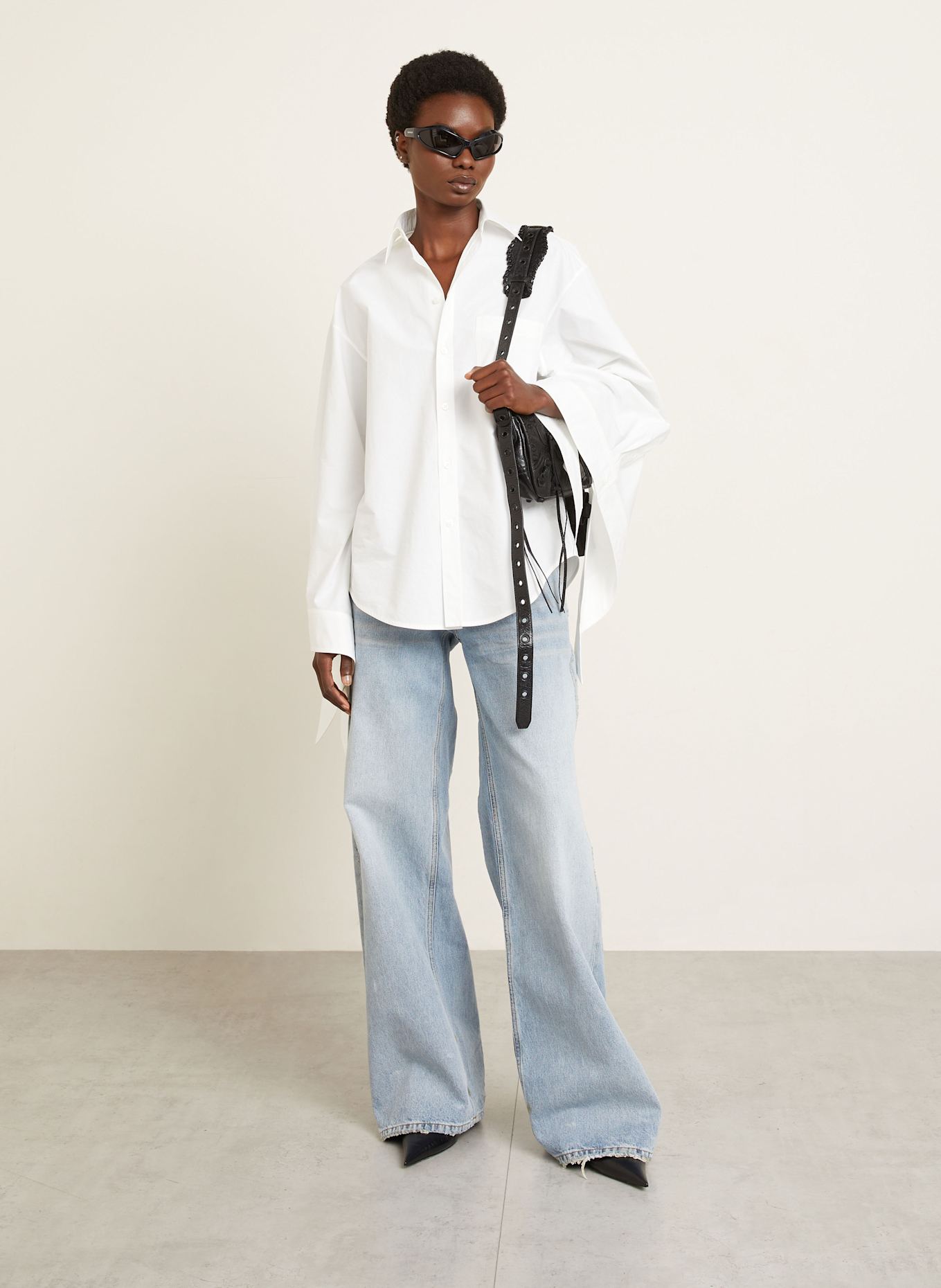 BALENCIAGA Wide Leg Jeans: 4200 LIGHT BLUE