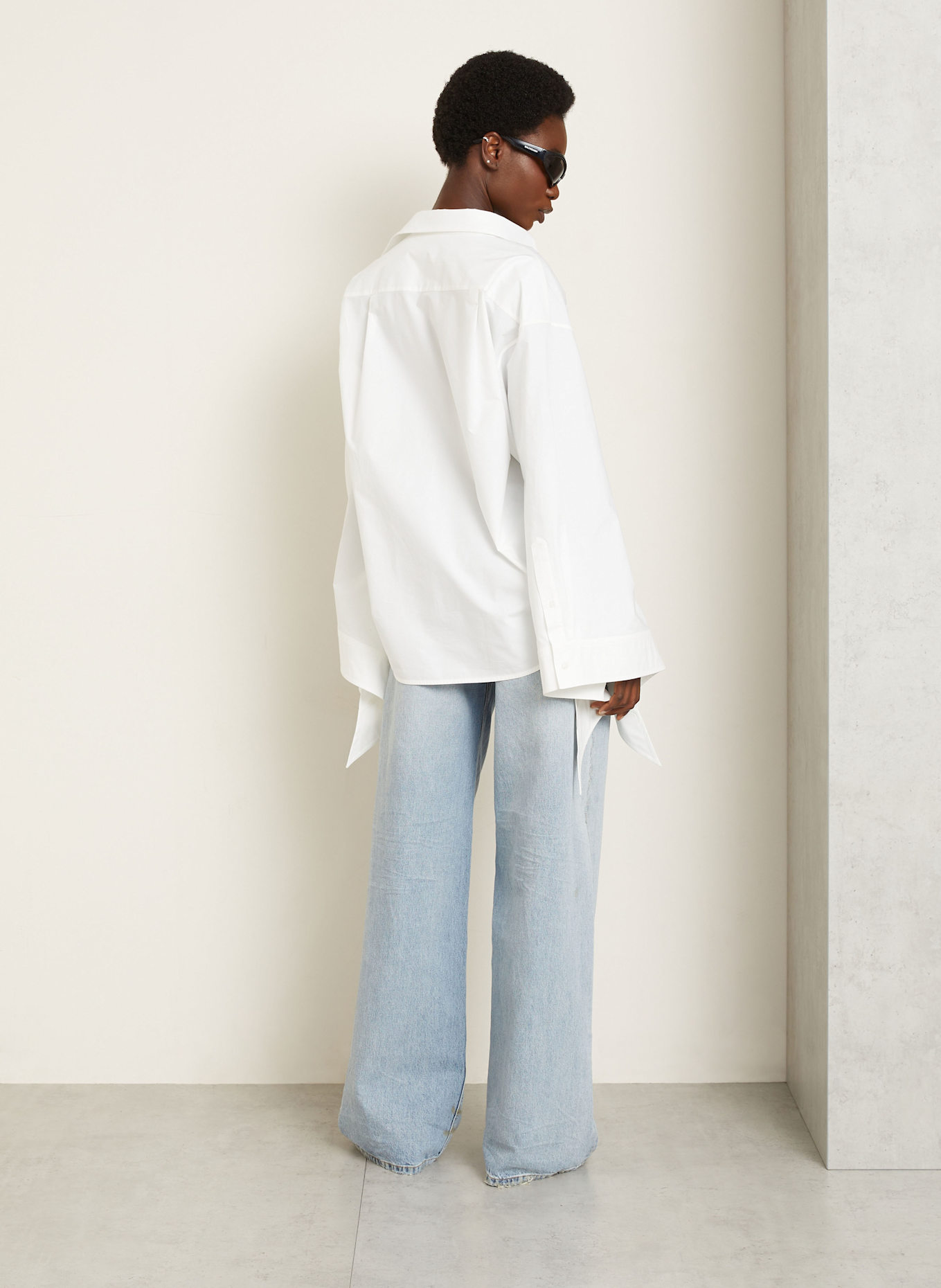 BALENCIAGA Wide Leg Jeans: 4200 LIGHT BLUE