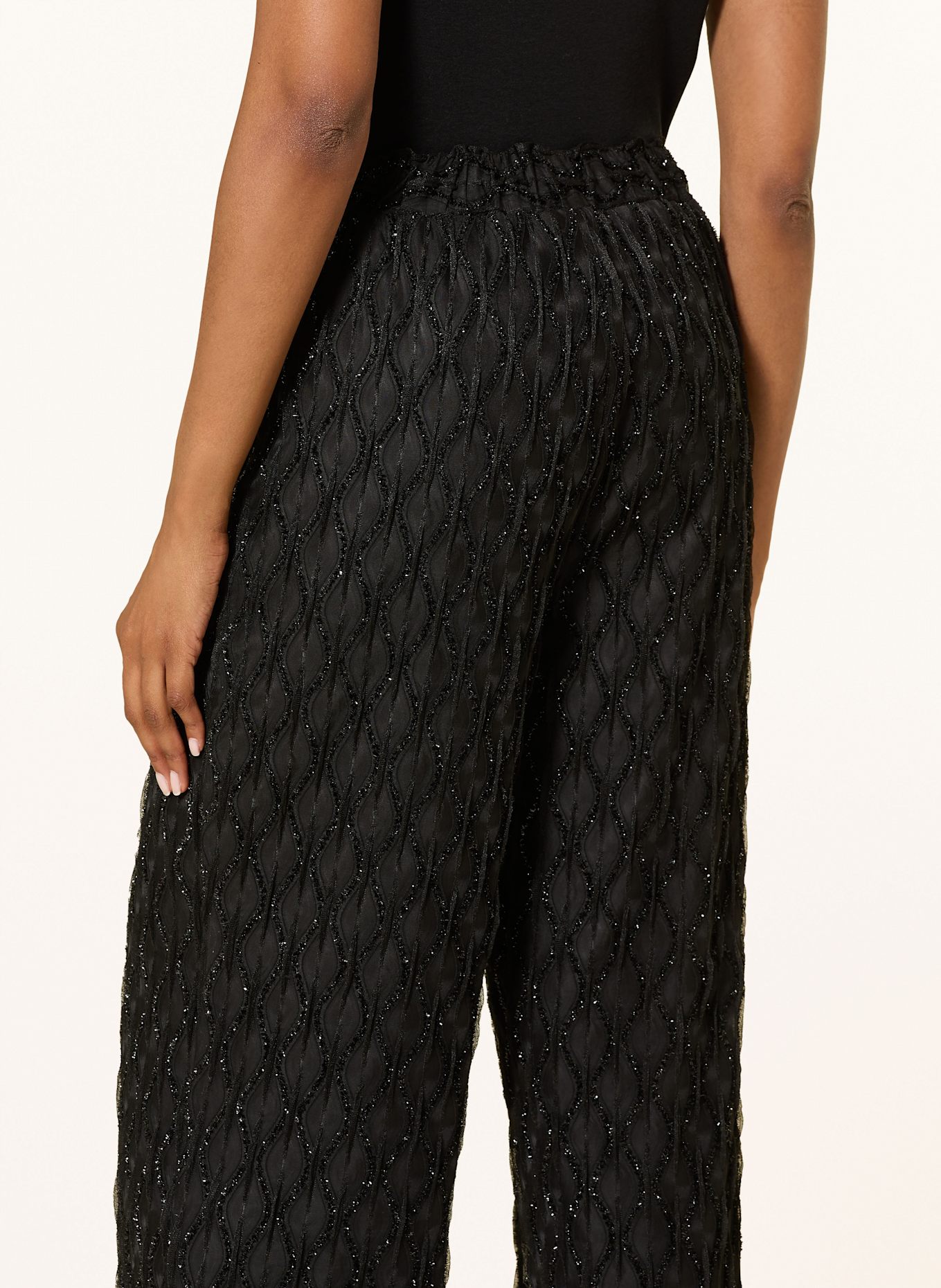 Joseph Ribkoff Marlenehose aus Mesh mit Schmucksteinen: SCHWARZ