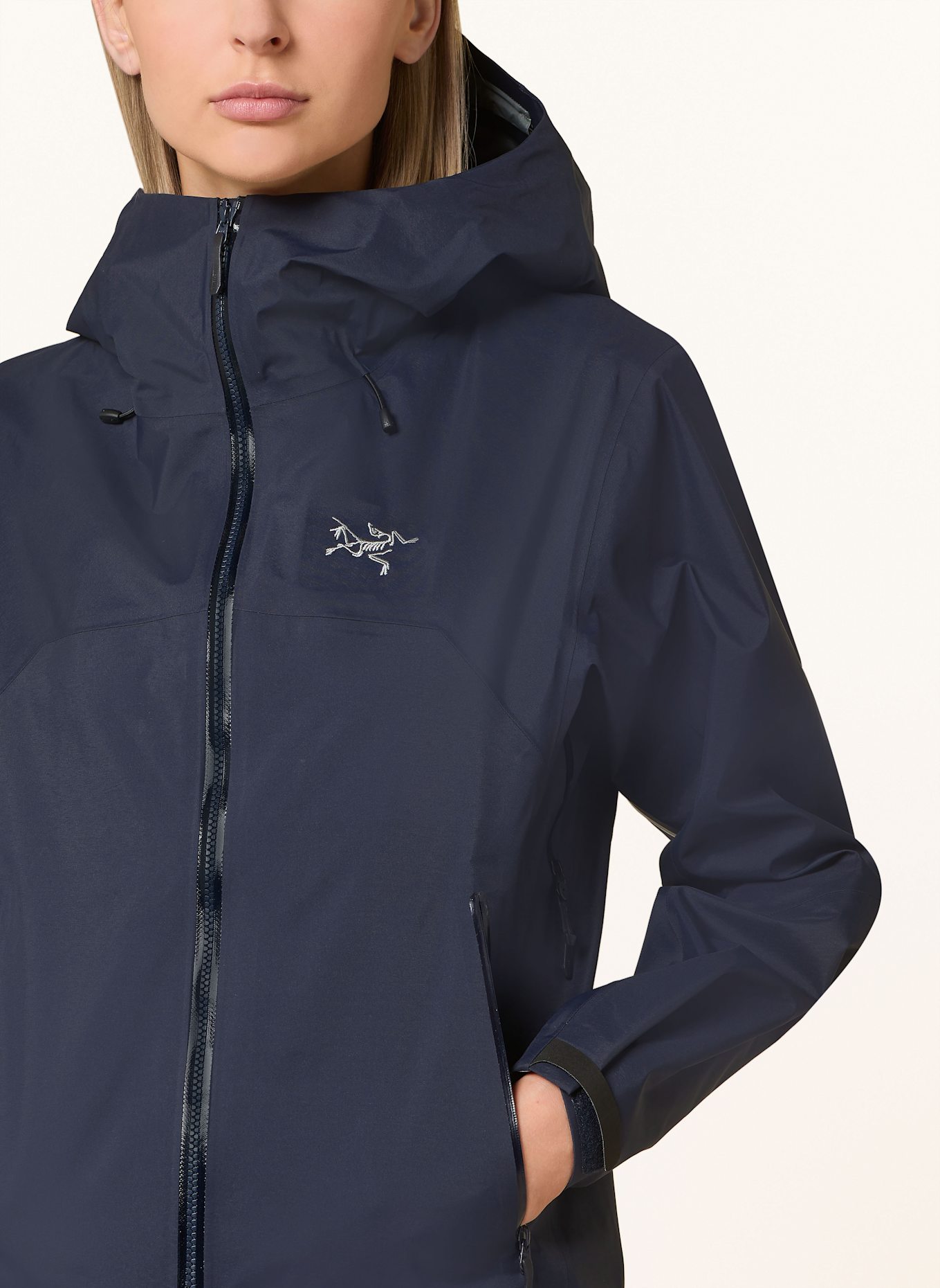 ARC'TERYX Hardshell-Jacke BETA SL: DUNKELBLAU