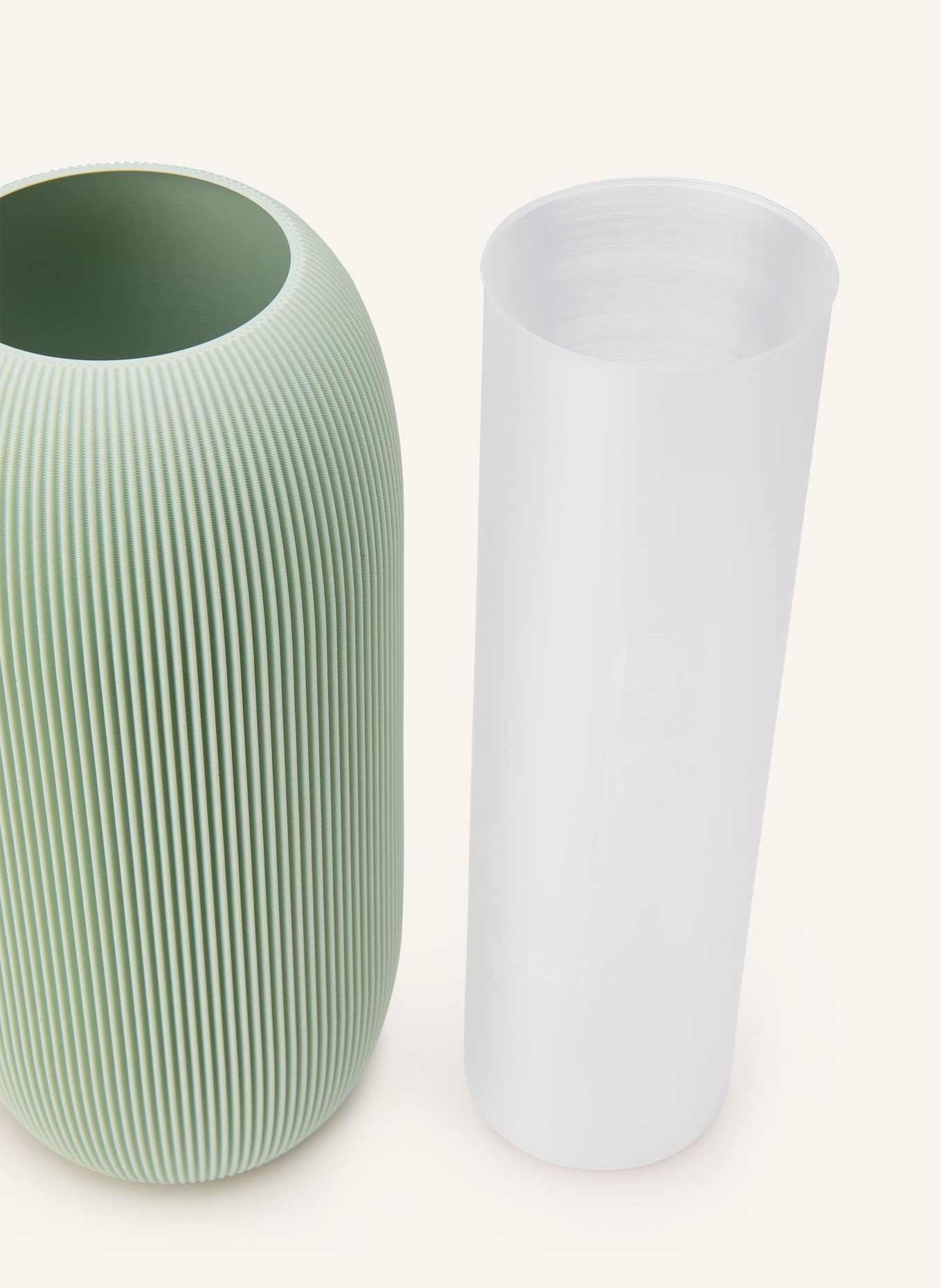 dennismaass Vase PILLE LARGE: HELLGRÜN