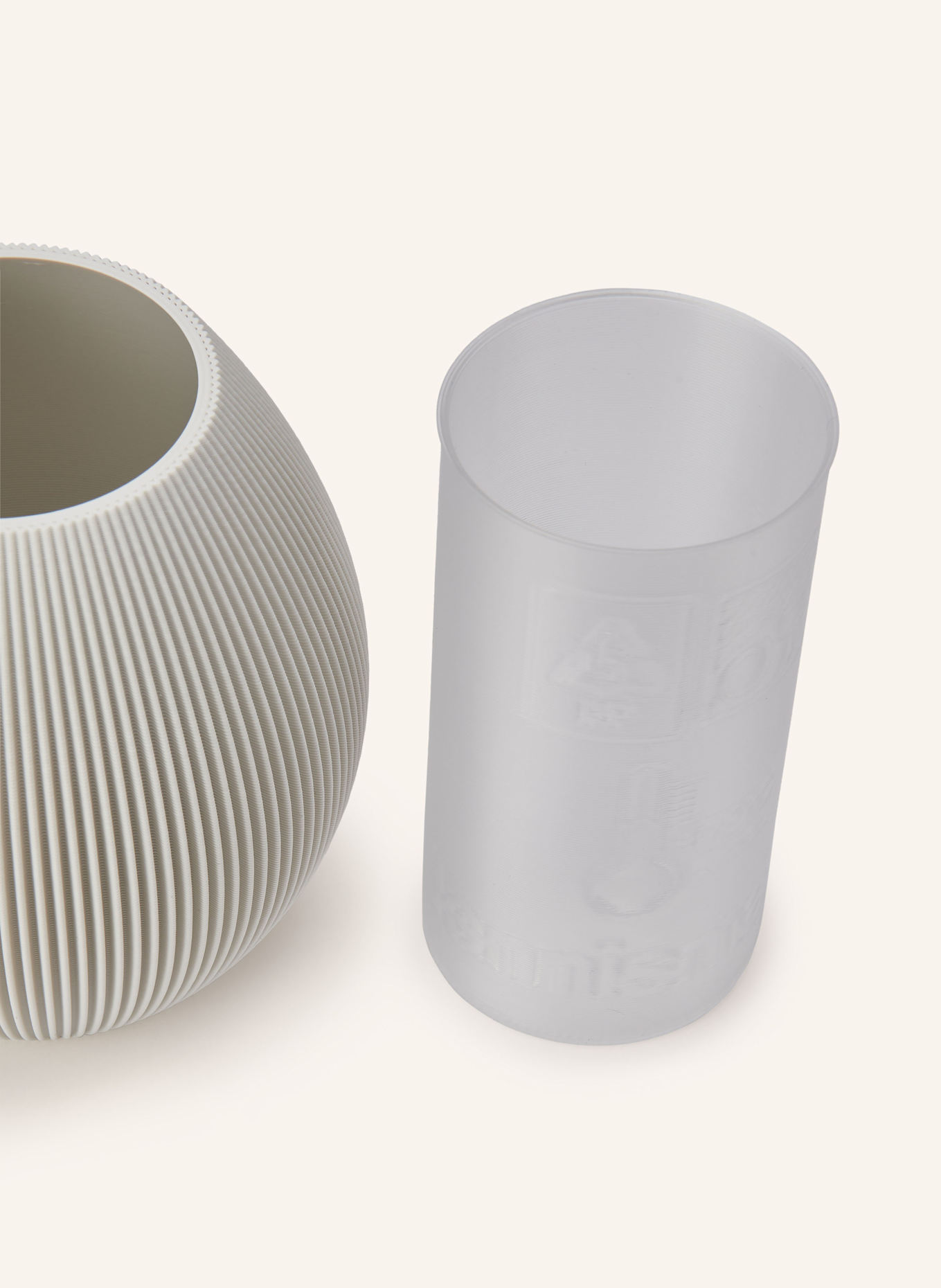 dennismaass Vase ROUND SMALL: WHITE