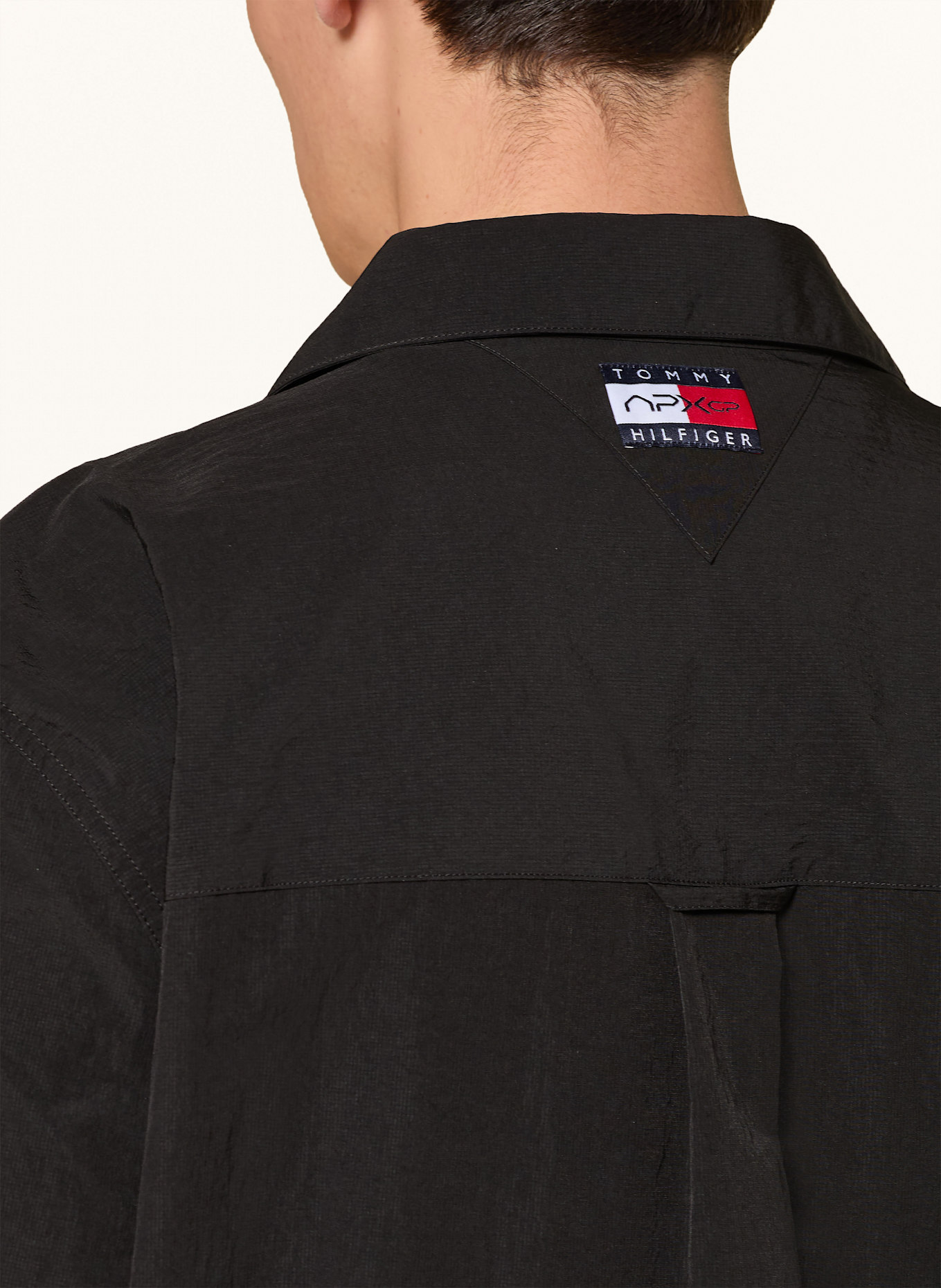 TOMMY HILFIGER Resorthemd Comfort Fit: SCHWARZ / WEISS / ROT