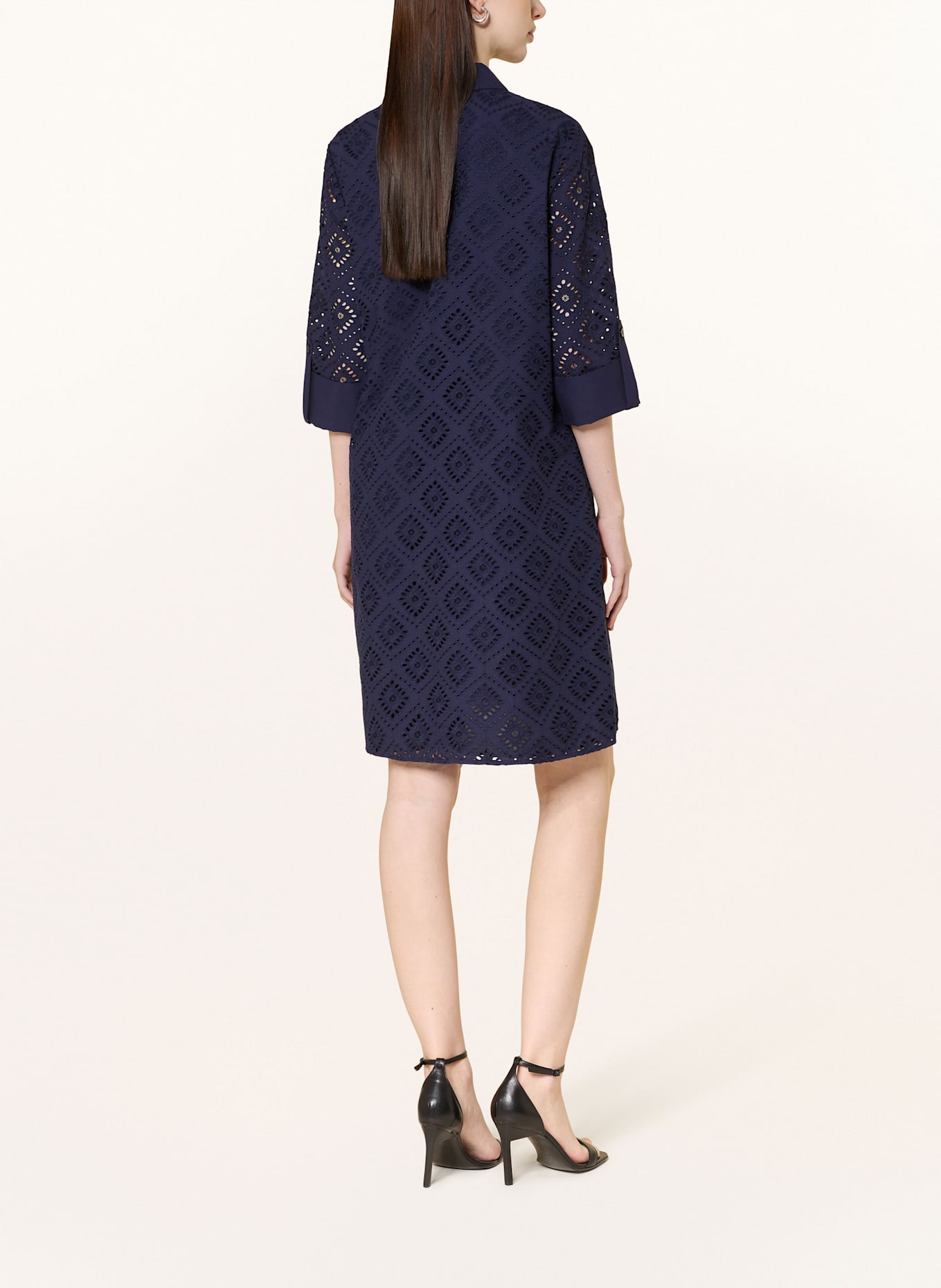 HOBBS Hemdblusenkleid MARCIA aus Lochspitze mit 3/4-Arm: DUNKELBLAU