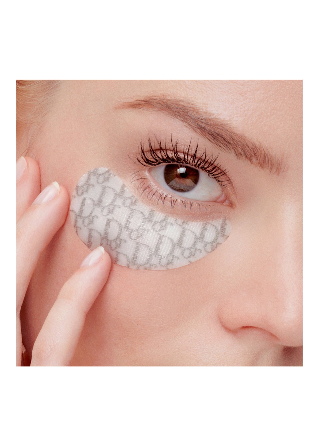 DIOR DIOR EYE PATCHES