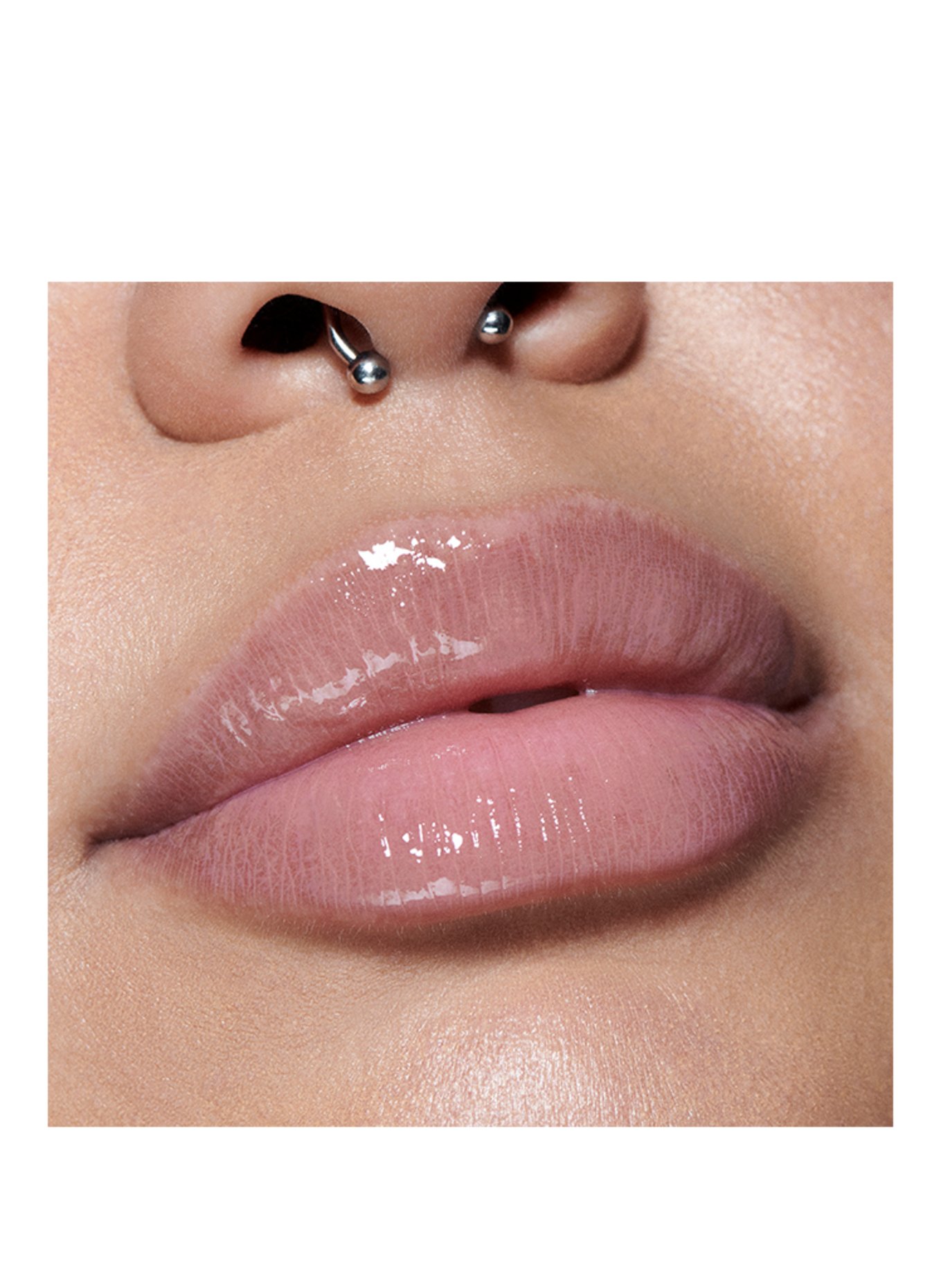 M.A.C LIPGLASS AIR: SNOBBISH