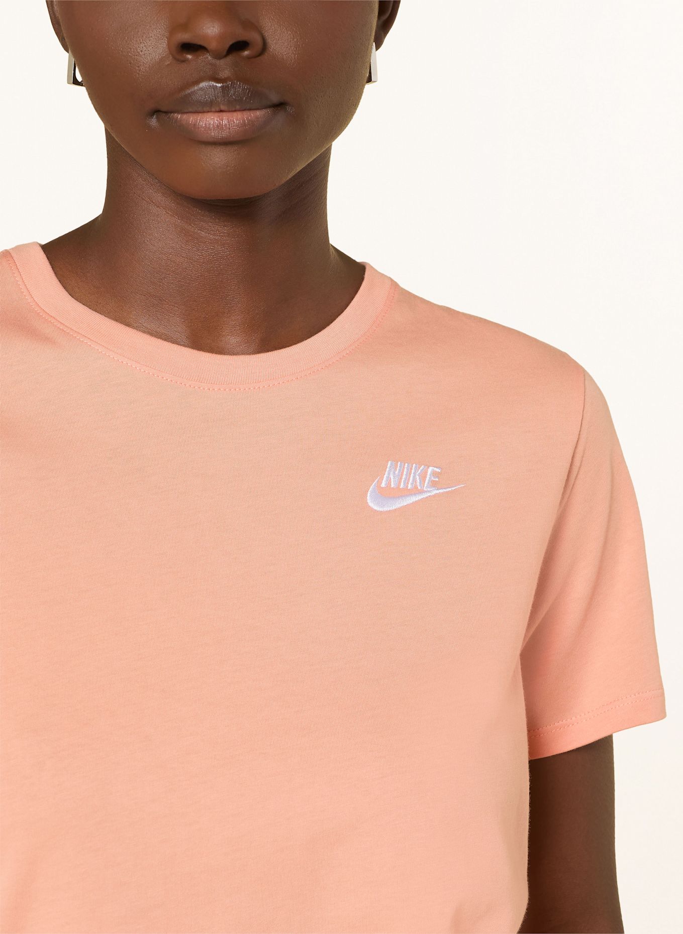 Nike T-Shirt SPORTSWEAR CLUB ESSENTIALS: HELLORANGE